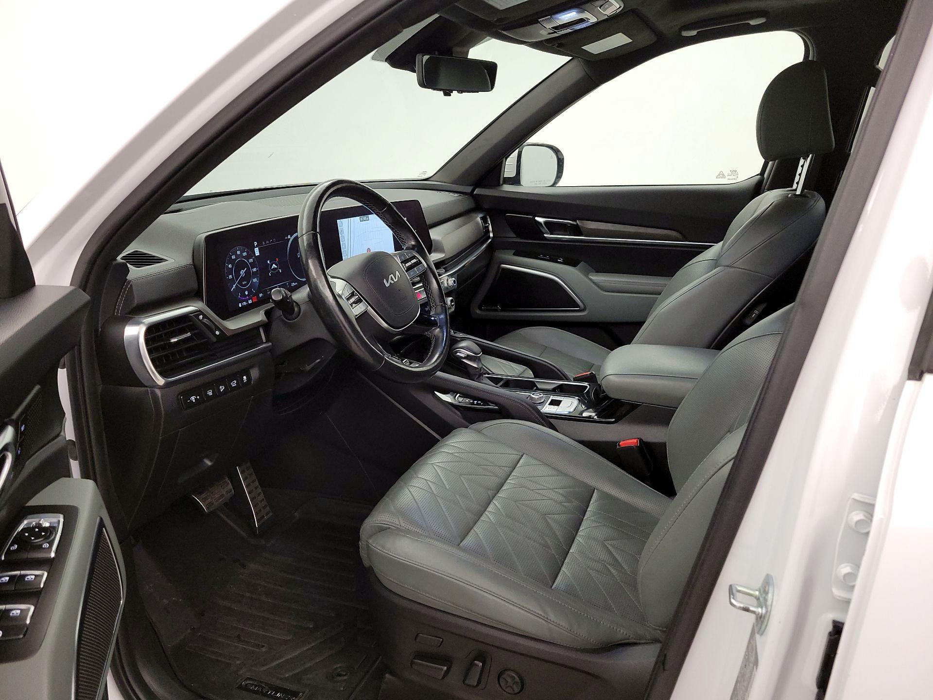 Thumbnail: 2023 Kia Telluride - 11