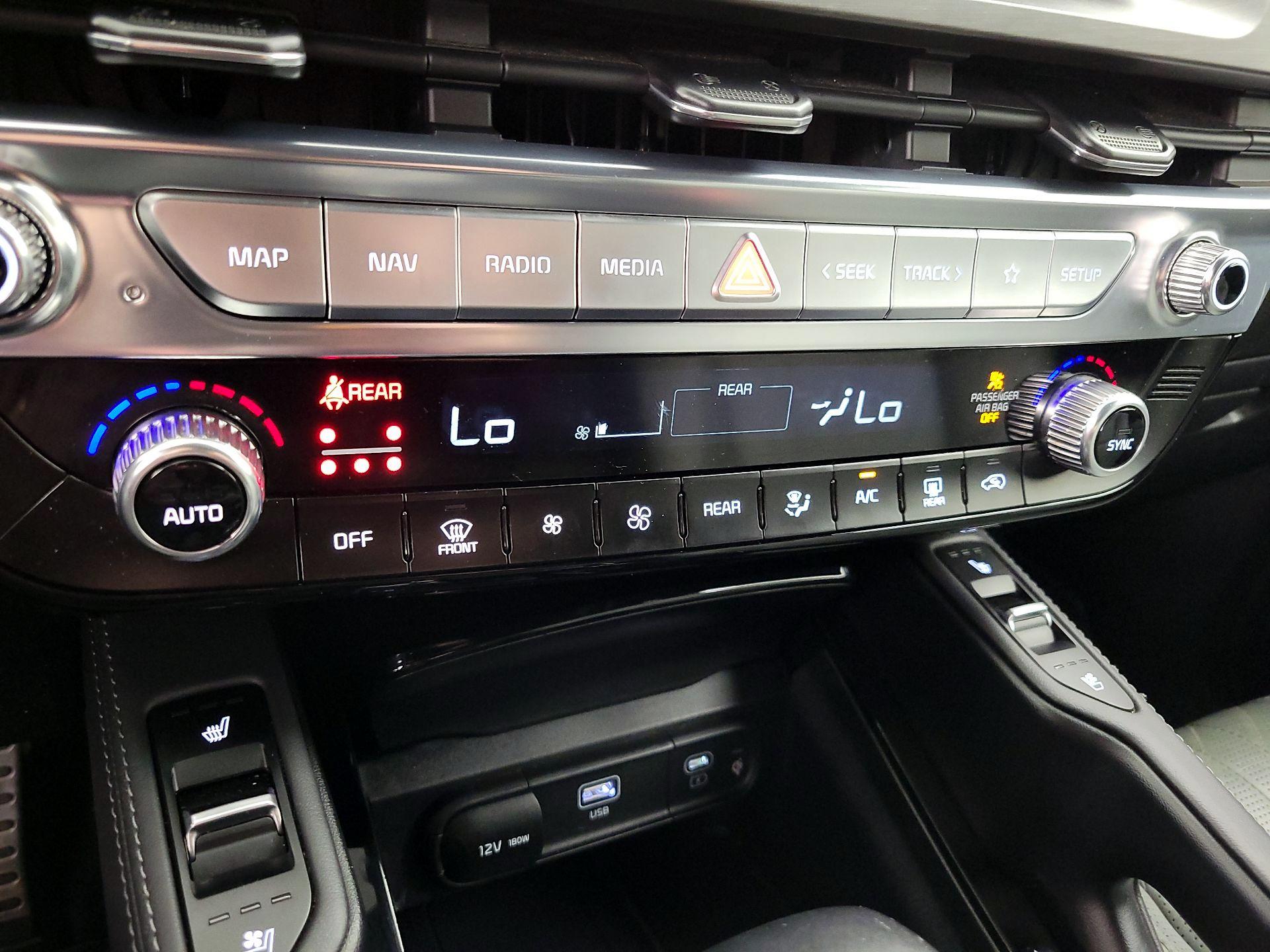 Thumbnail: 2023 Kia Telluride - 16