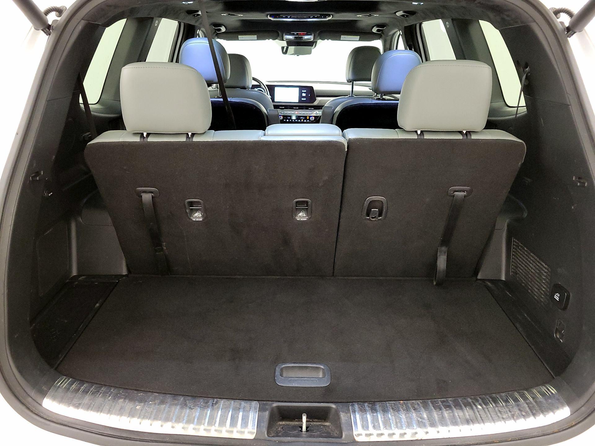 Thumbnail: 2023 Kia Telluride - 19