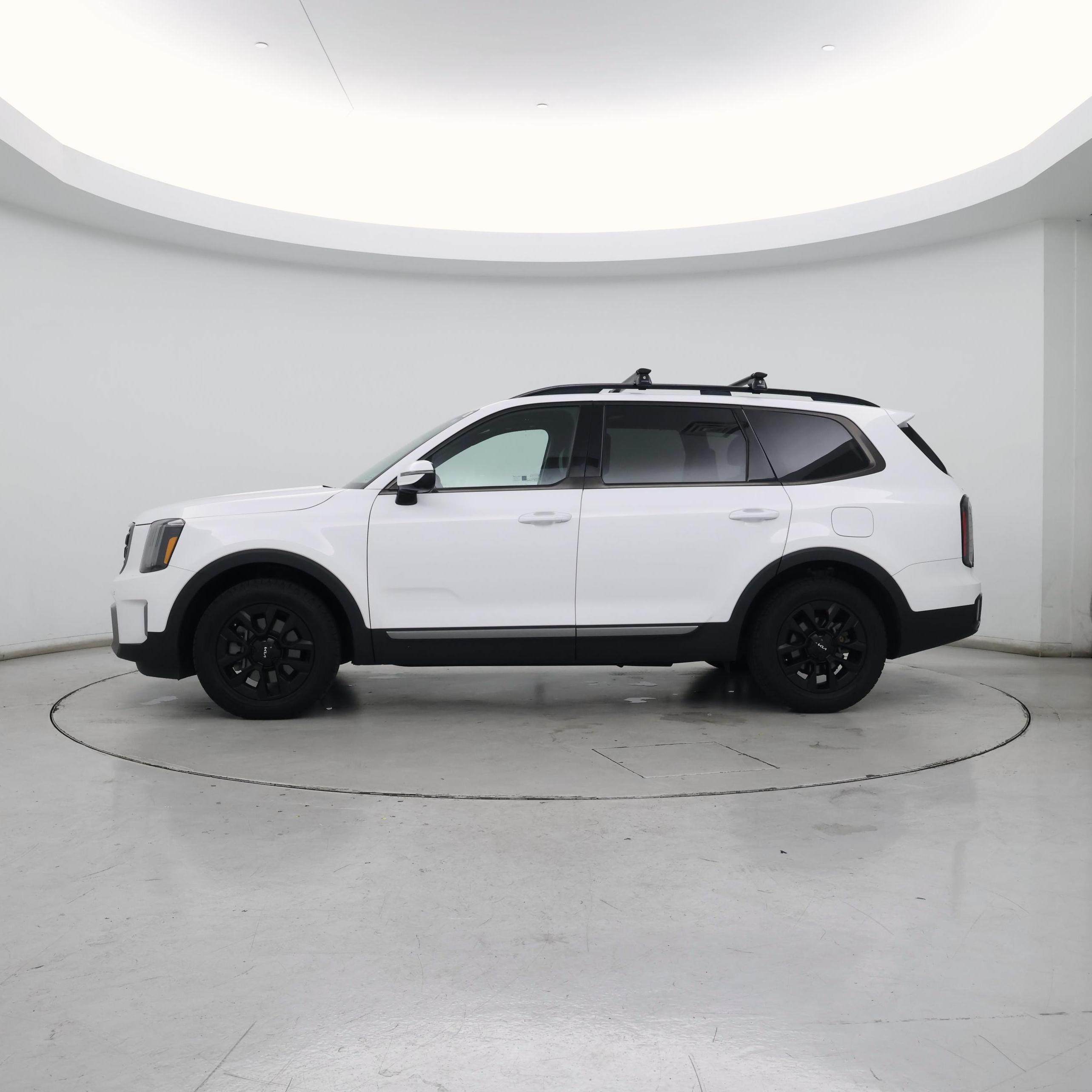Thumbnail: 2023 Kia Telluride - 3