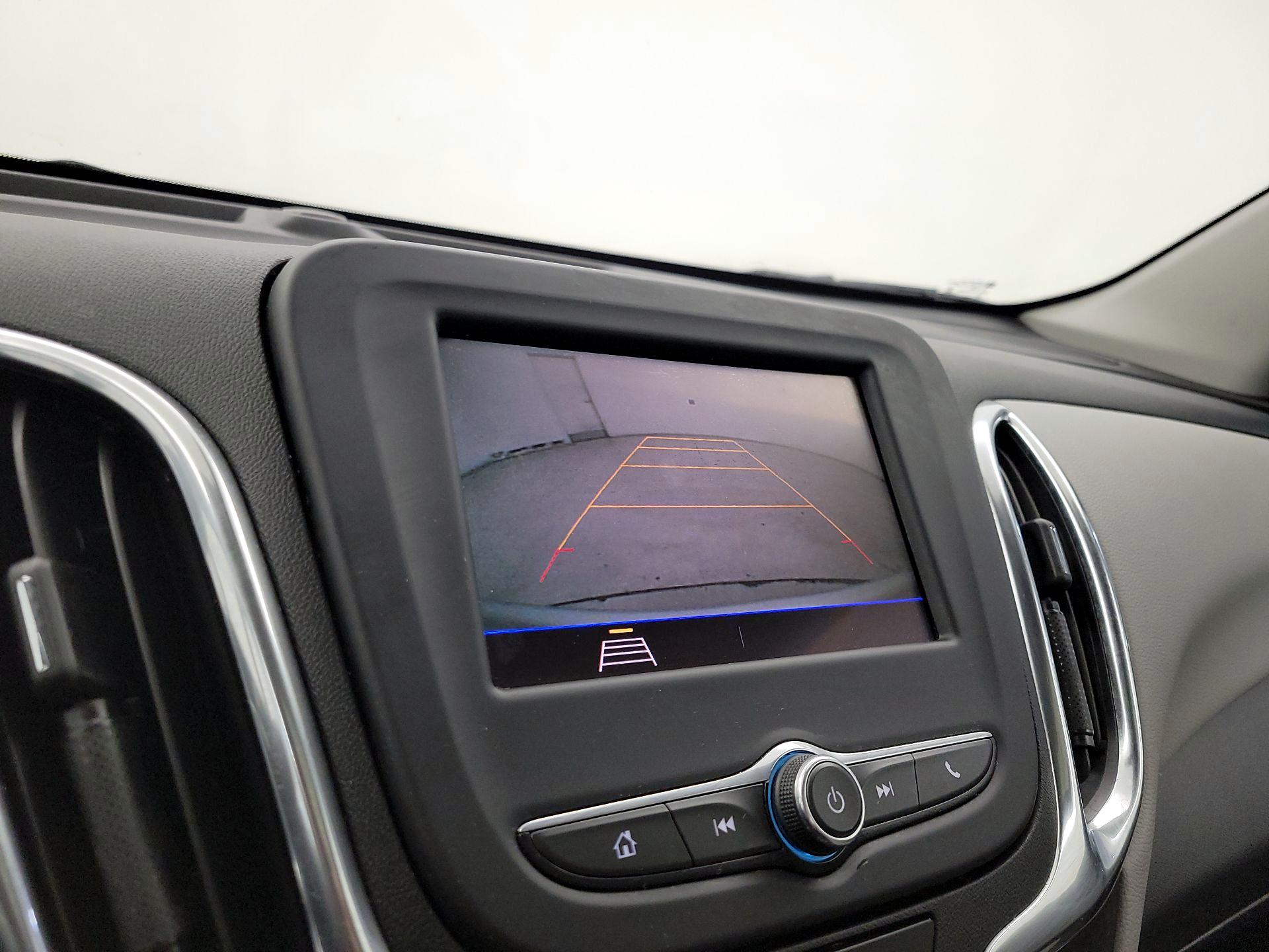 Thumbnail: 2021 Chevrolet Equinox - 14