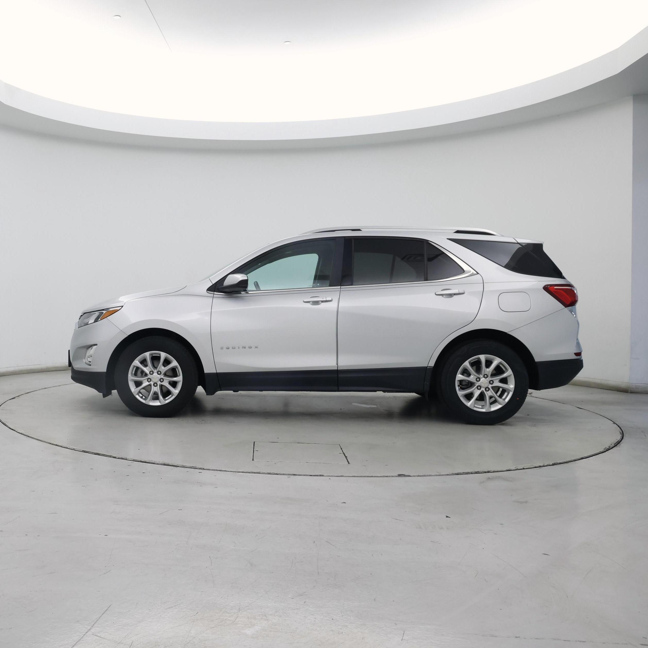 Thumbnail: 2021 Chevrolet Equinox - 3