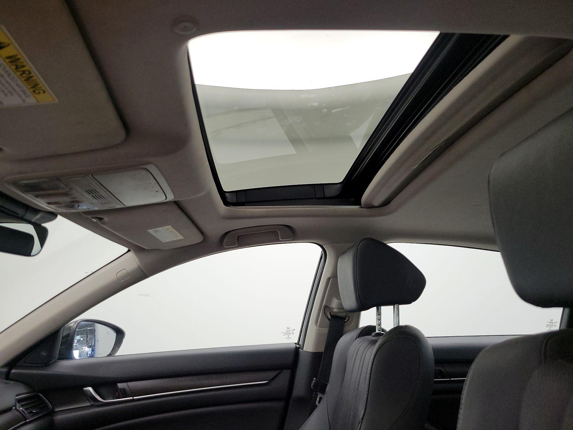 Thumbnail: 2019 Honda Accord - 19