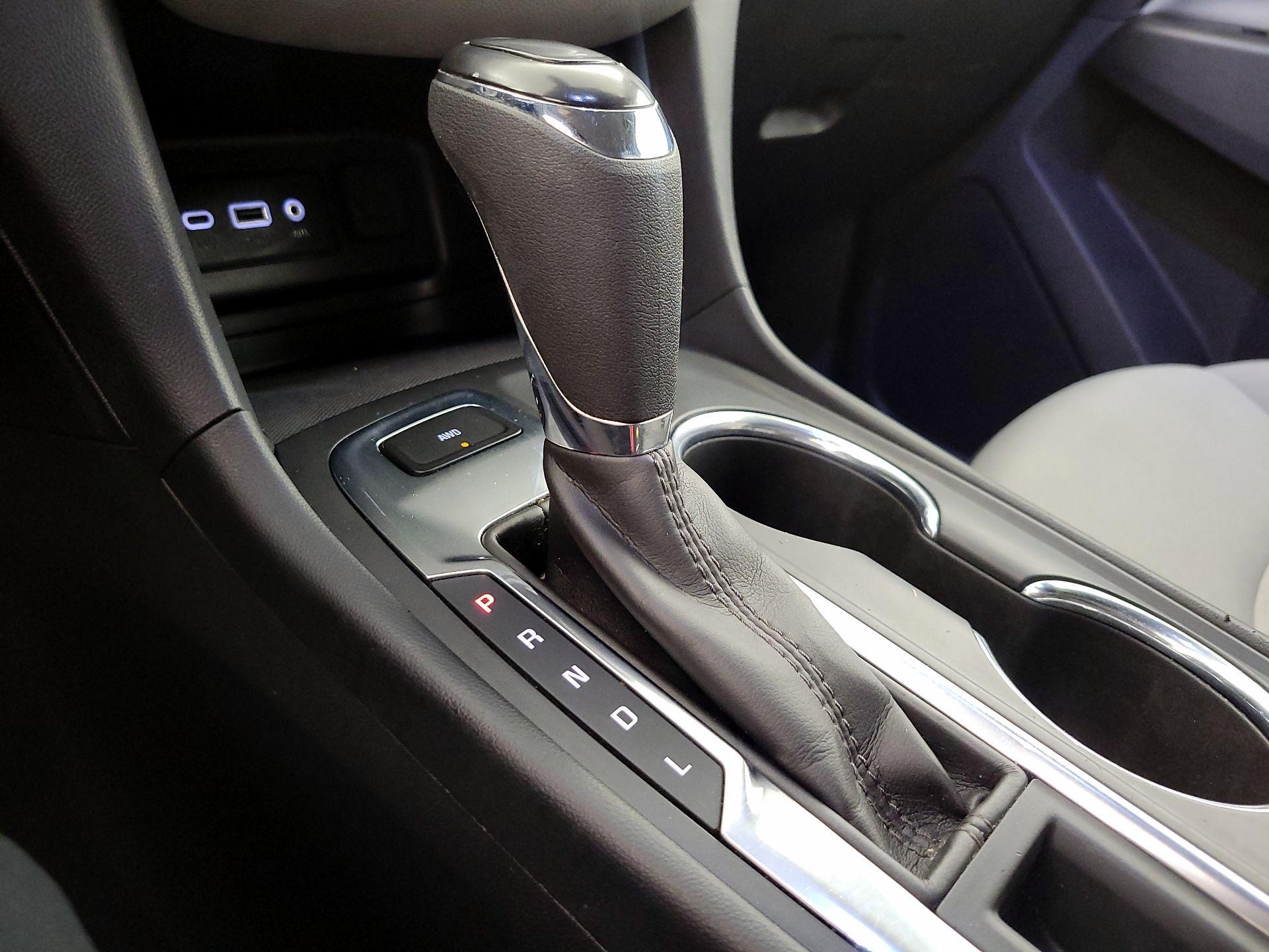 Thumbnail: 2019 Chevrolet Equinox - 17