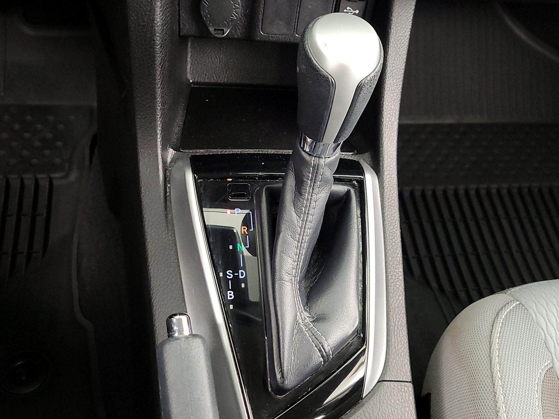 Thumbnail: 2019 Toyota Corolla - 17