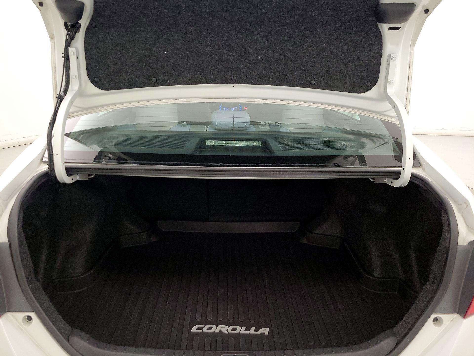 Thumbnail: 2019 Toyota Corolla - 20