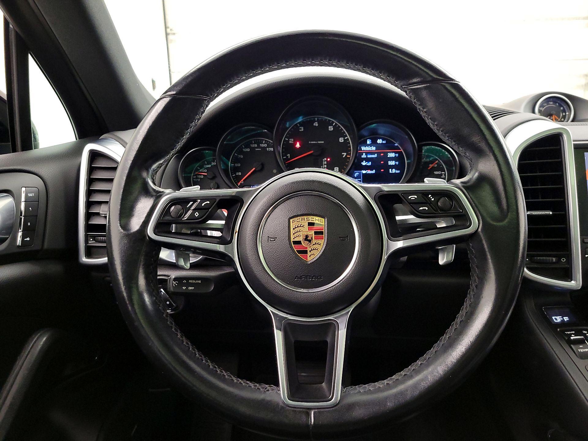 Thumbnail: 2018 Porsche Cayenne - 10