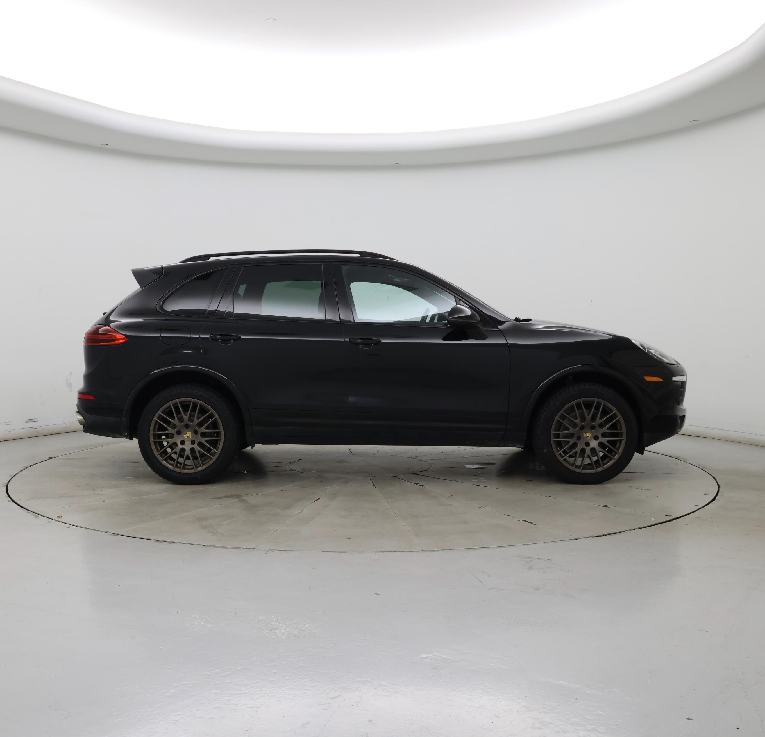 Thumbnail: 2018 Porsche Cayenne - 7