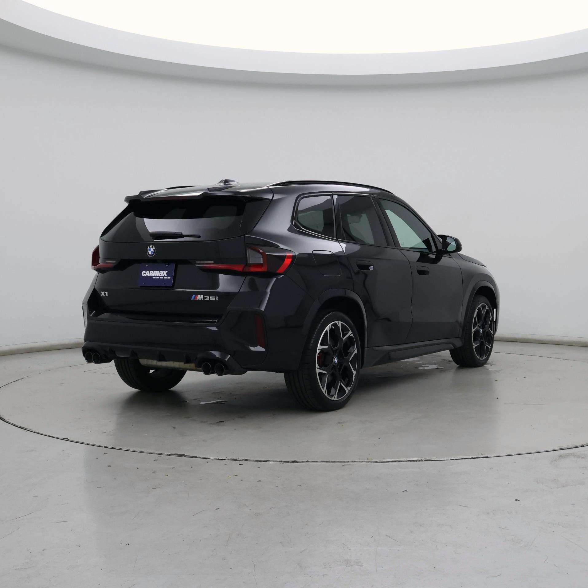 Thumbnail: 2024 BMW X1 - 8
