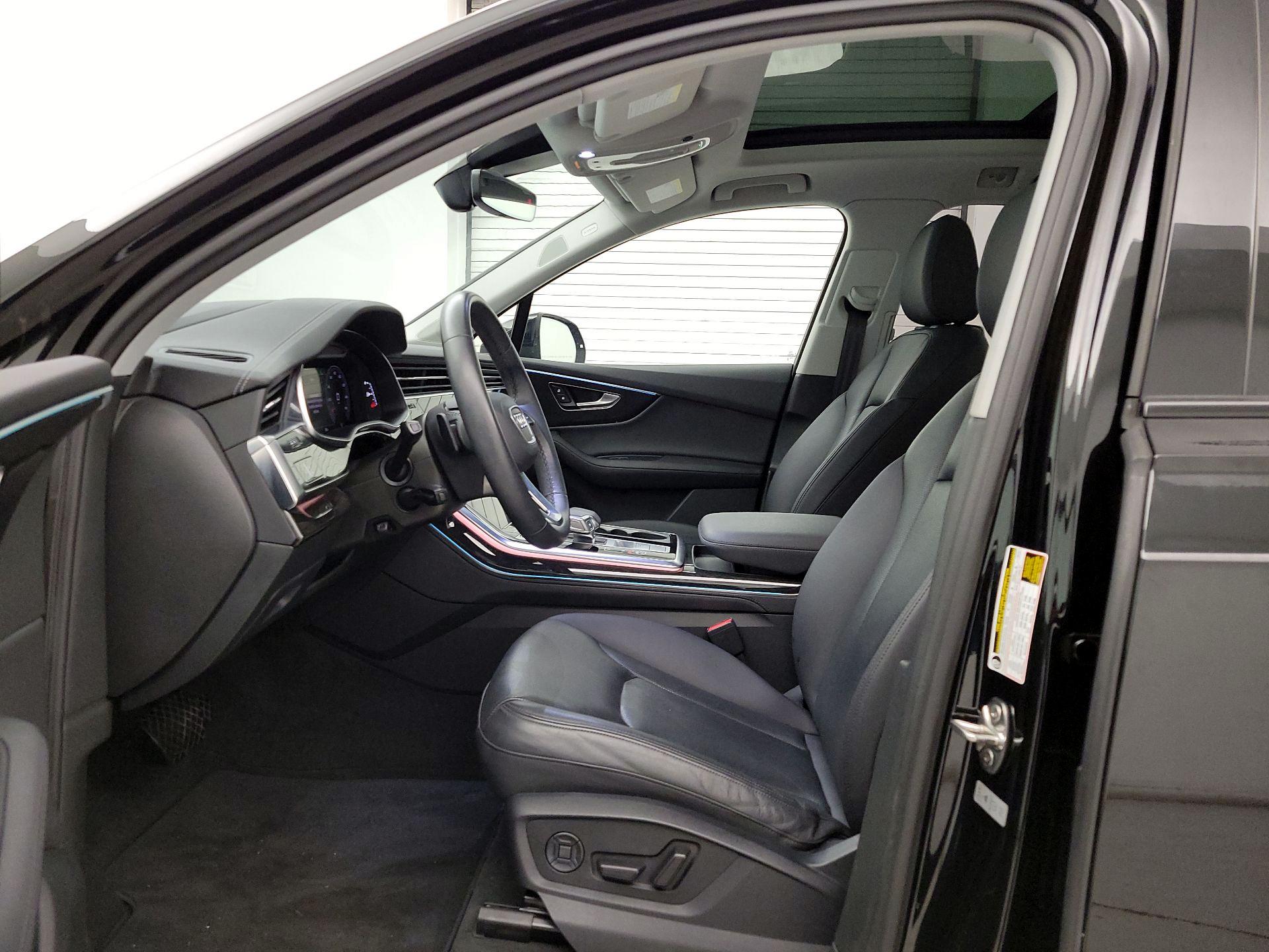 Thumbnail: 2023 Audi Q7 - 11