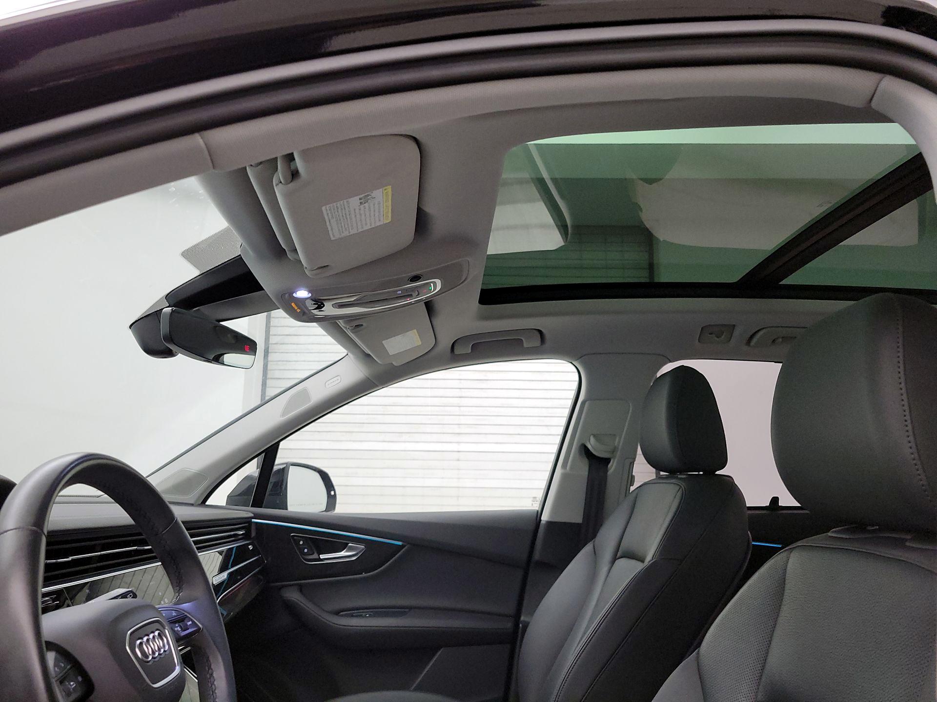 Thumbnail: 2023 Audi Q7 - 19