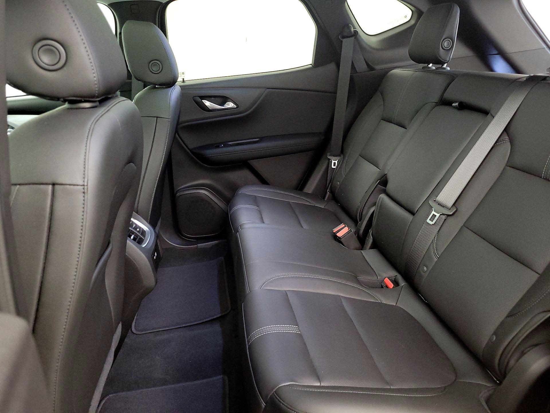 Thumbnail: 2019 Chevrolet Blazer - 20