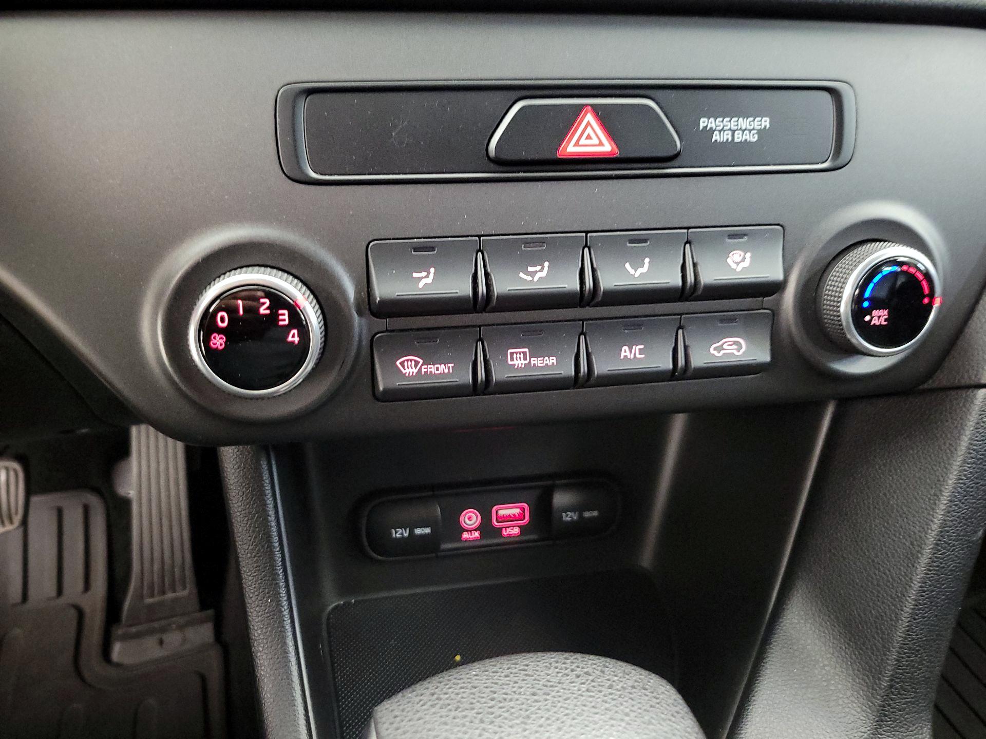 Thumbnail: 2019 Kia Sportage - 16