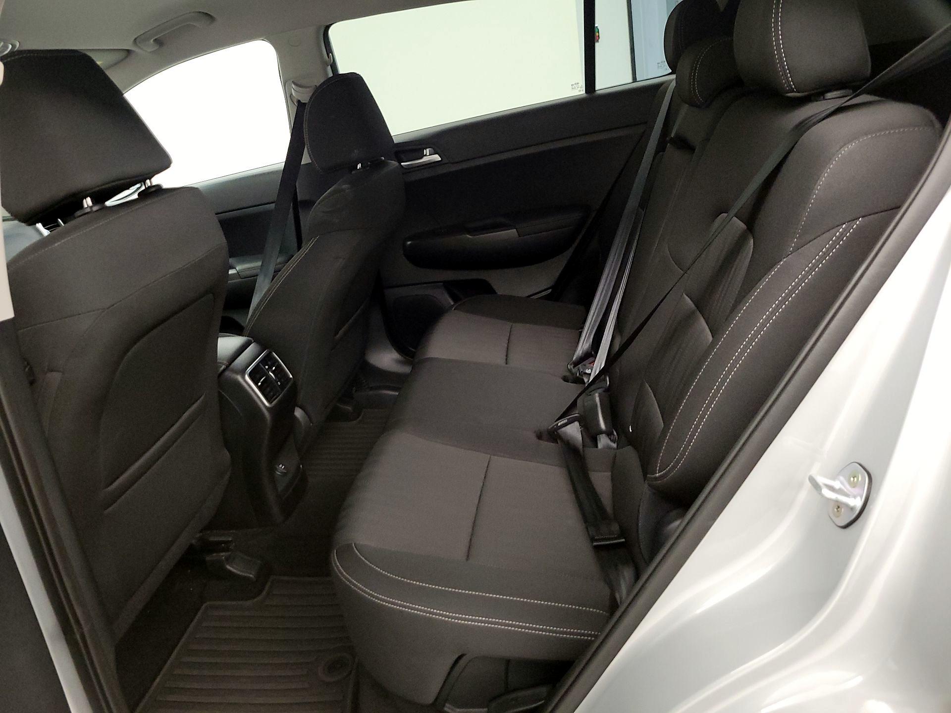 Thumbnail: 2019 Kia Sportage - 19