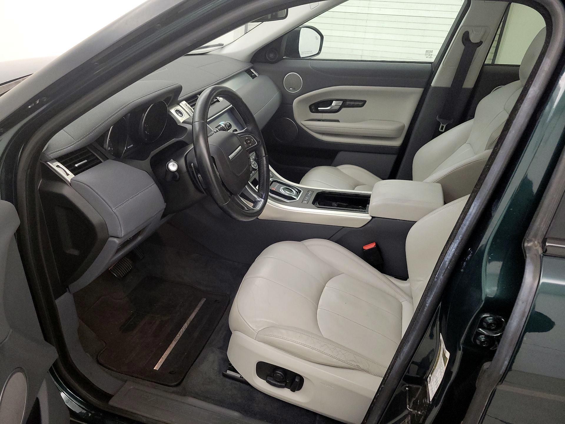 Thumbnail: 2017 Land Rover Range Rover Evoque - 11