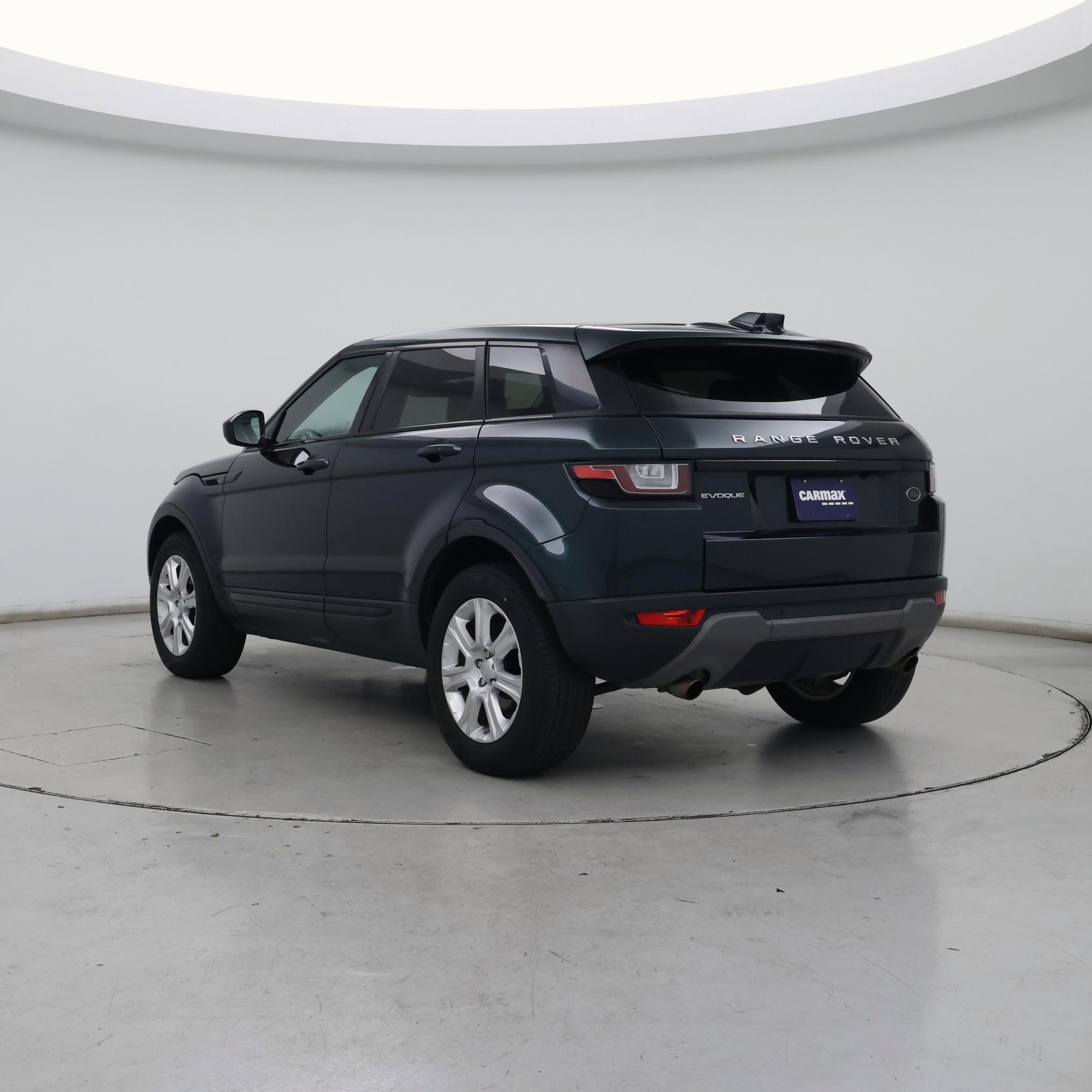 Thumbnail: 2017 Land Rover Range Rover Evoque - 2