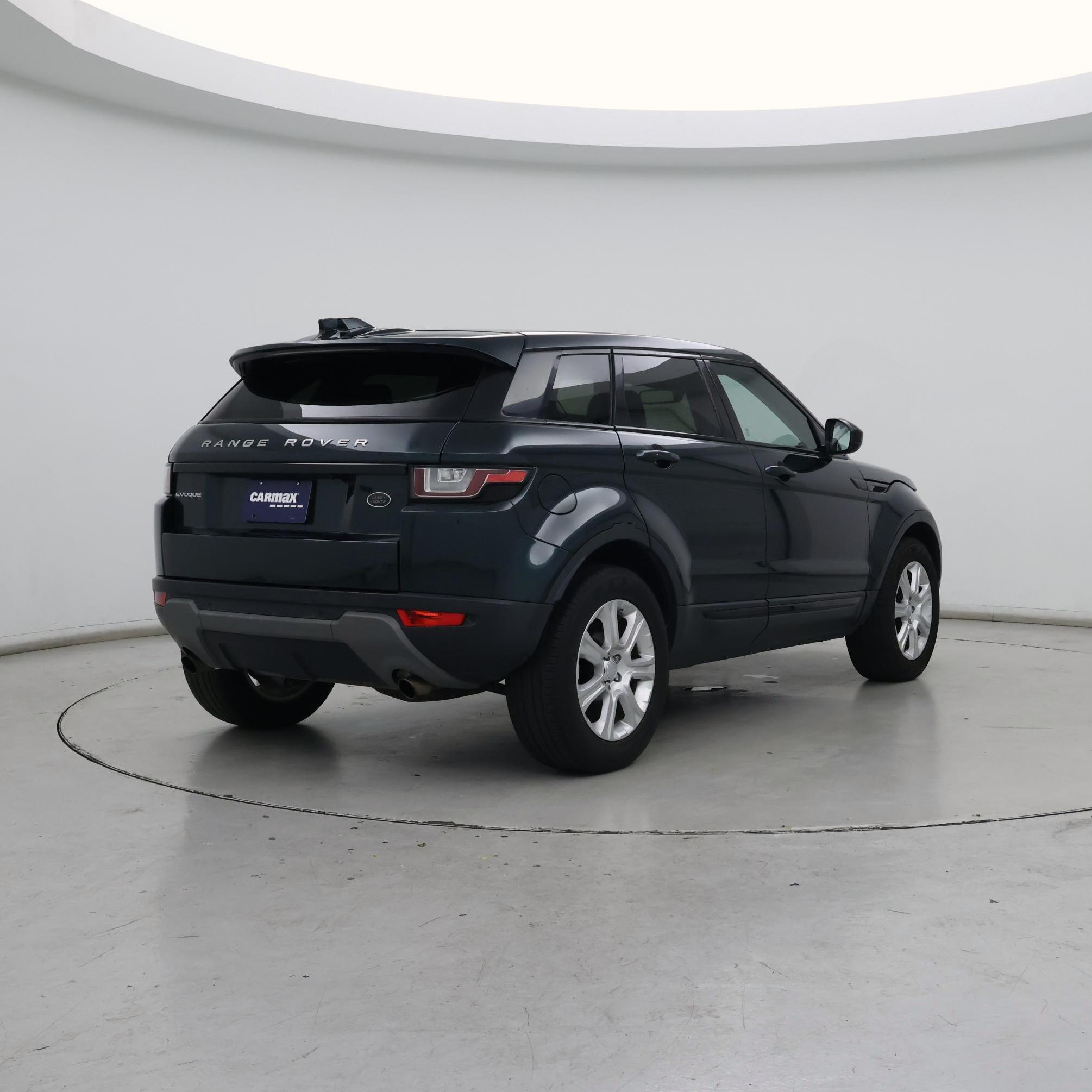 Thumbnail: 2017 Land Rover Range Rover Evoque - 8