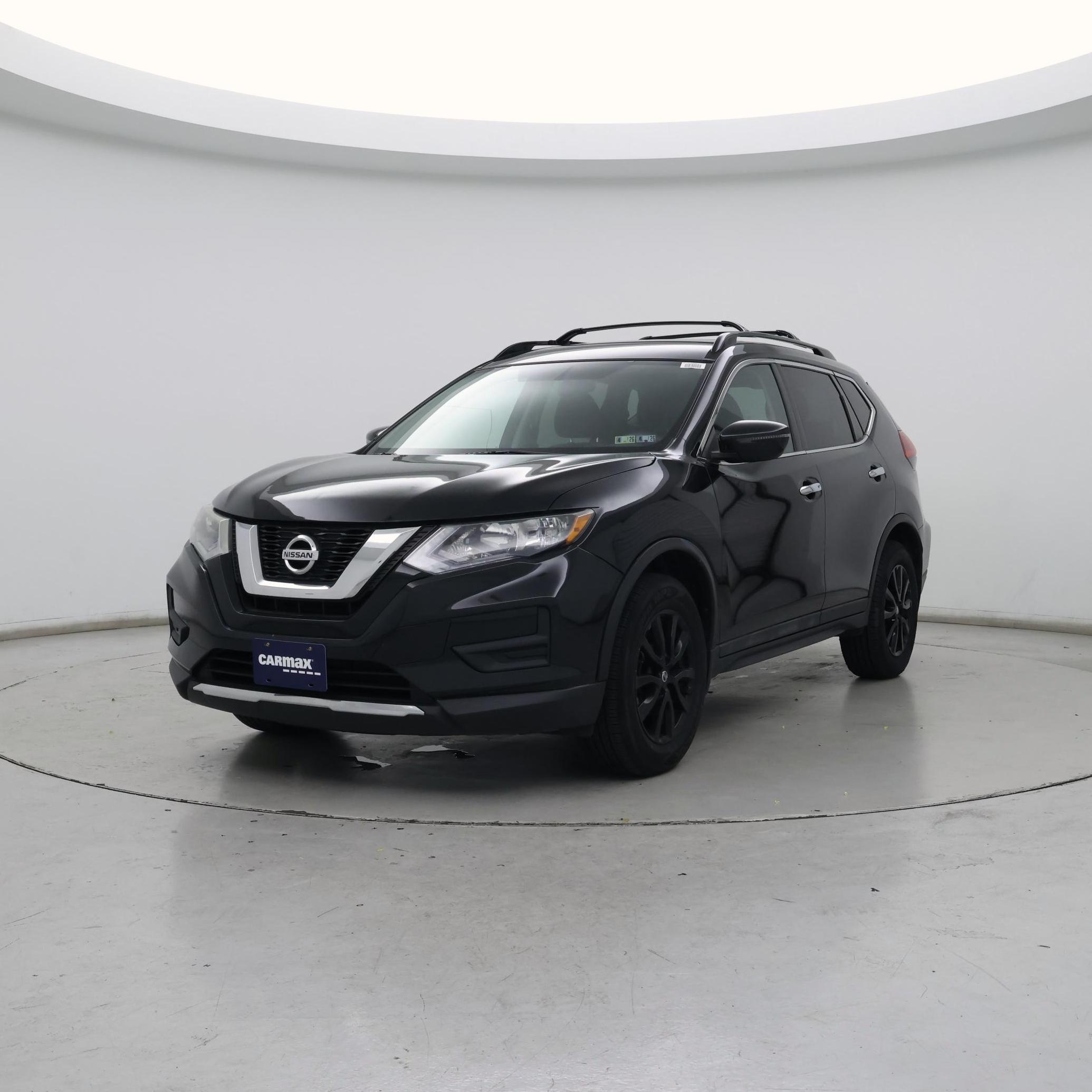 Thumbnail: 2017 Nissan Rogue - 4