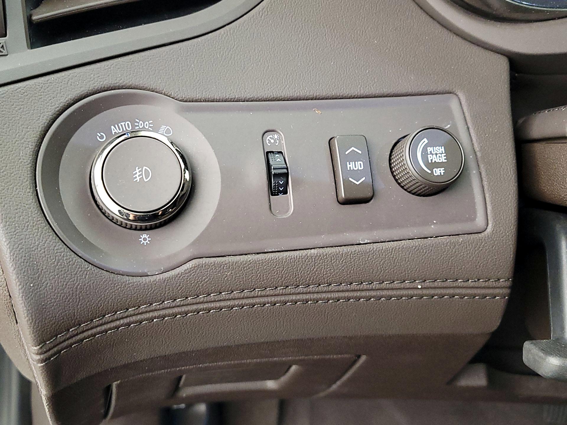 Thumbnail: 2014 Buick LaCrosse - 13