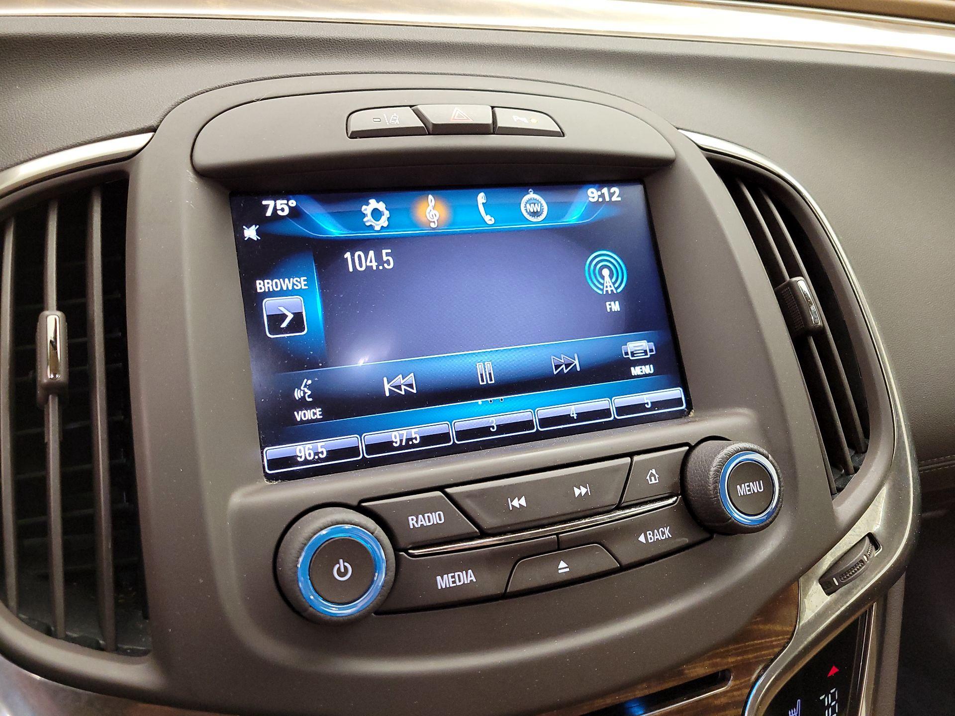 Thumbnail: 2014 Buick LaCrosse - 16