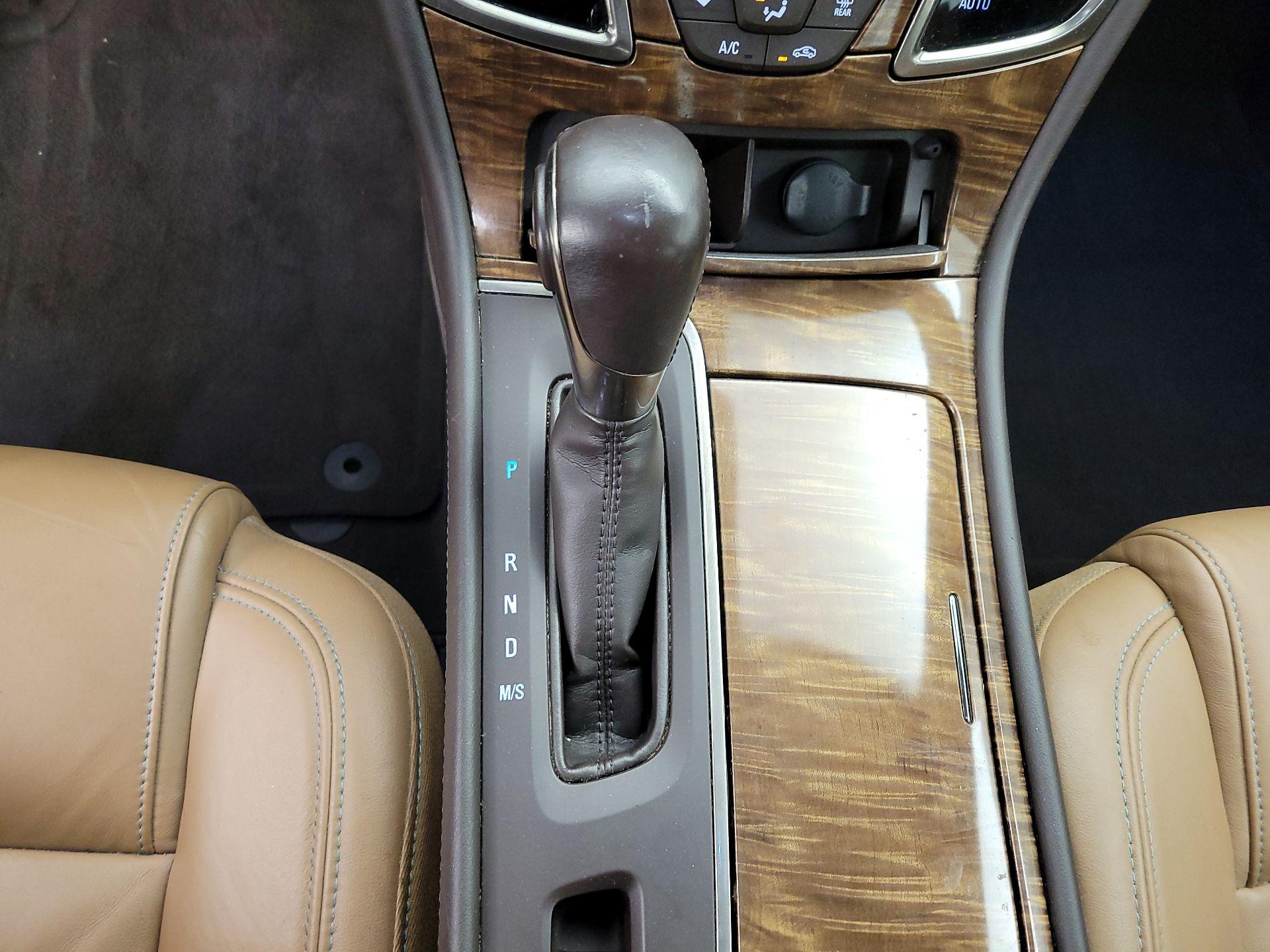 Thumbnail: 2014 Buick LaCrosse - 18