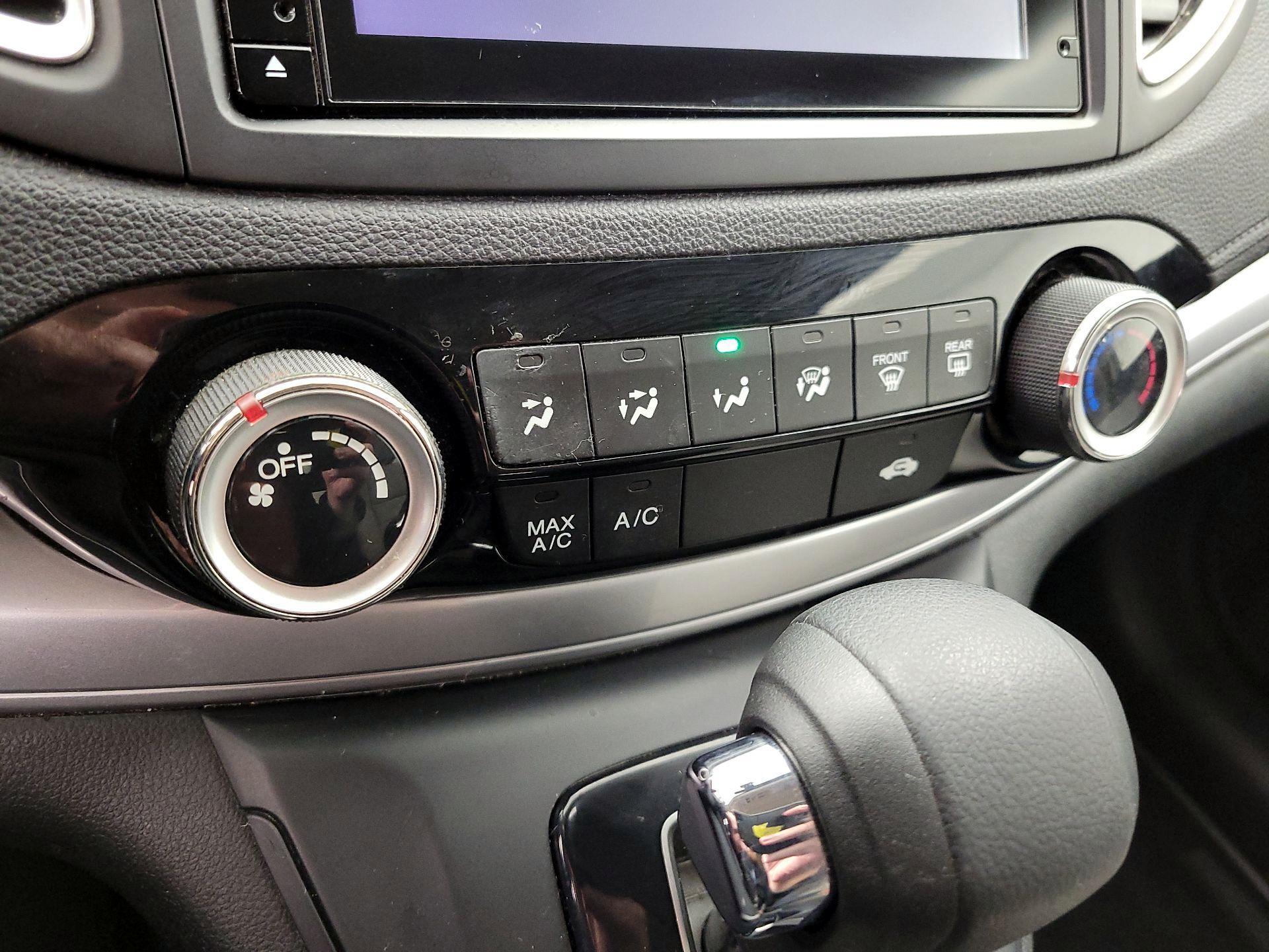 Thumbnail: 2015 Honda CR-V - 16