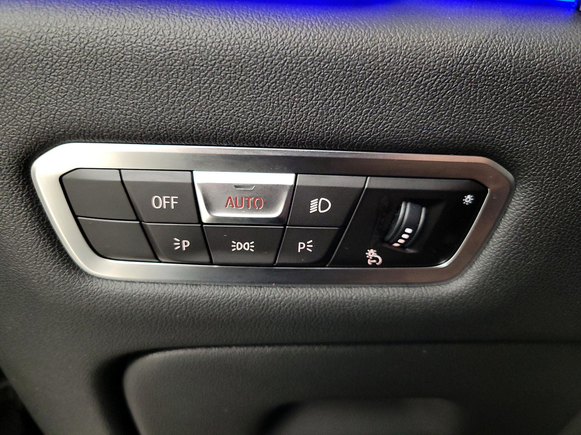 Thumbnail: 2022 BMW X6 - 13