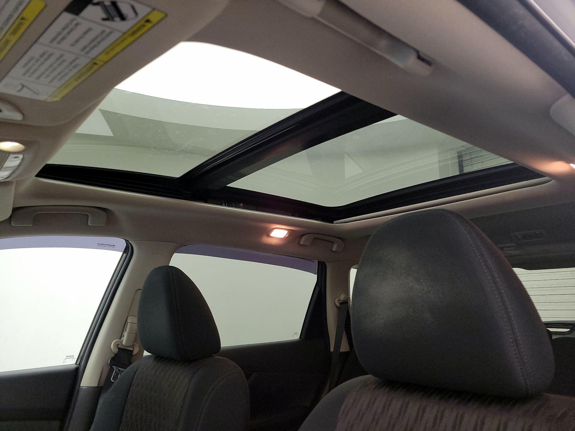 Thumbnail: 2017 Nissan Rogue - 20