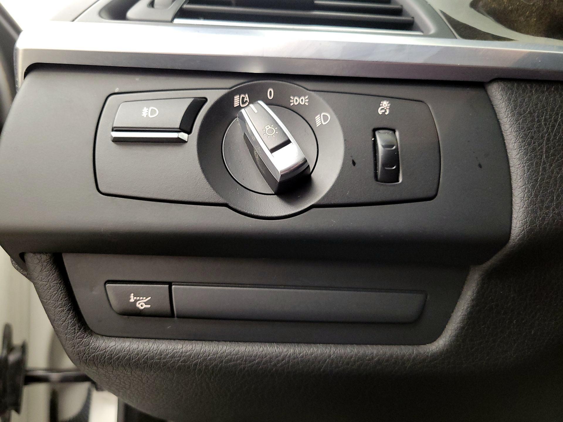 Thumbnail: 2015 BMW 6 Series - 13