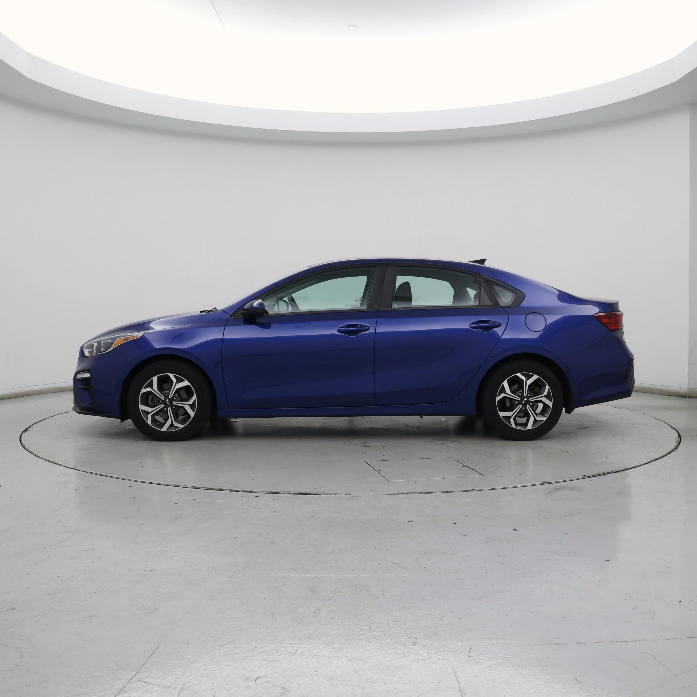 Thumbnail: 2019 Kia Forte - 3