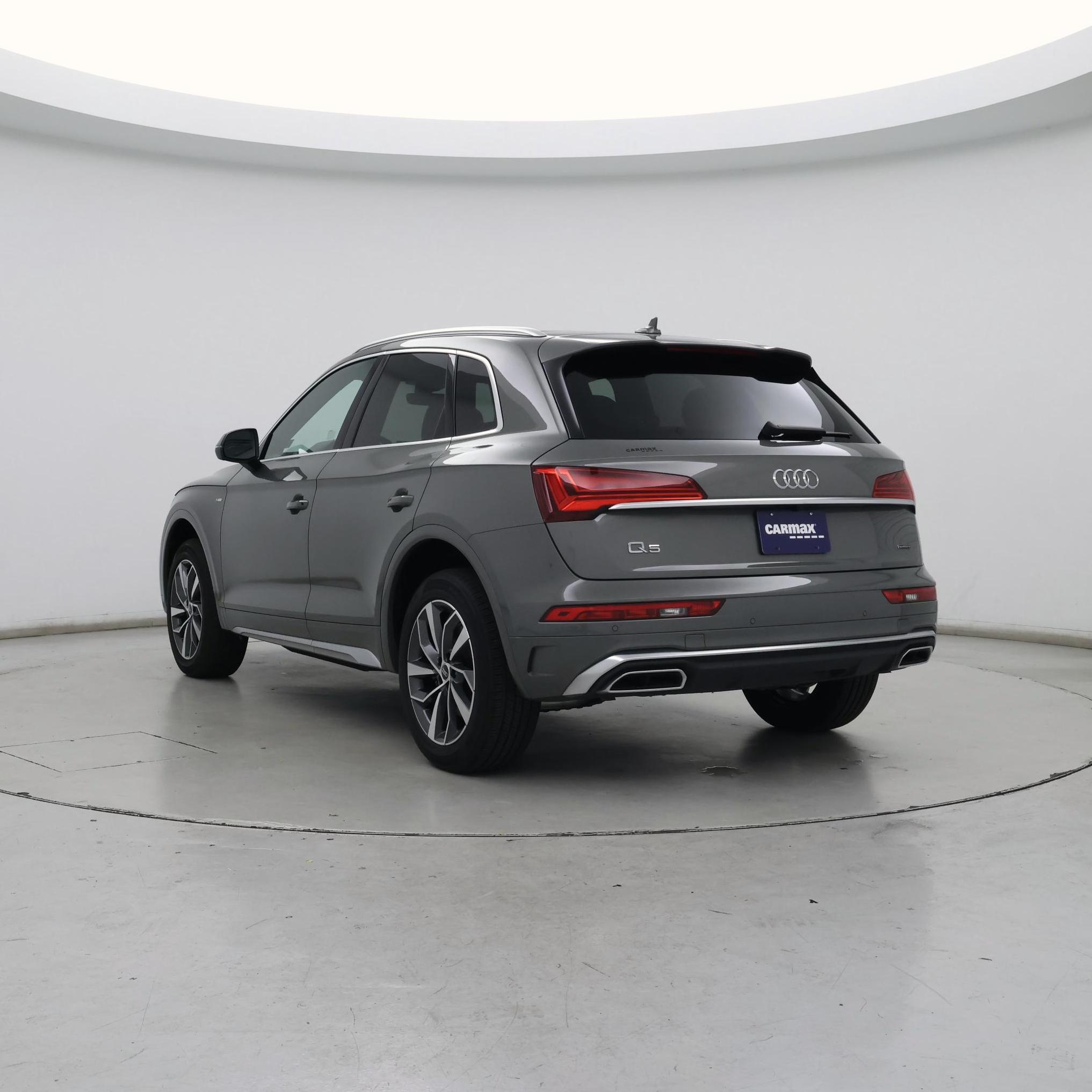 Thumbnail: 2023 Audi Q5 - 2