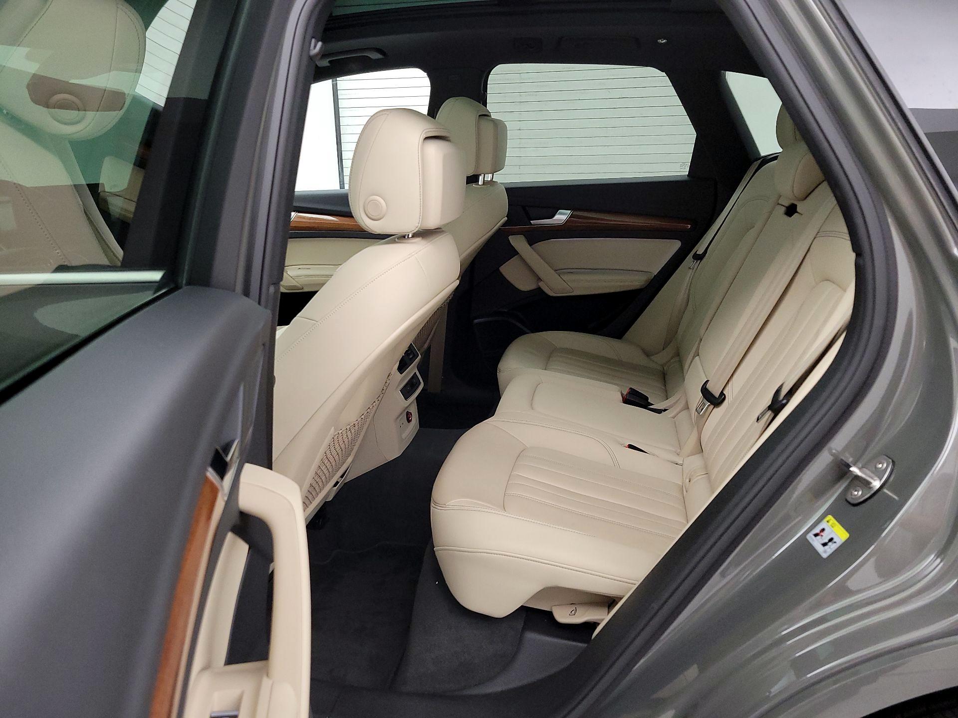 Thumbnail: 2023 Audi Q5 - 20