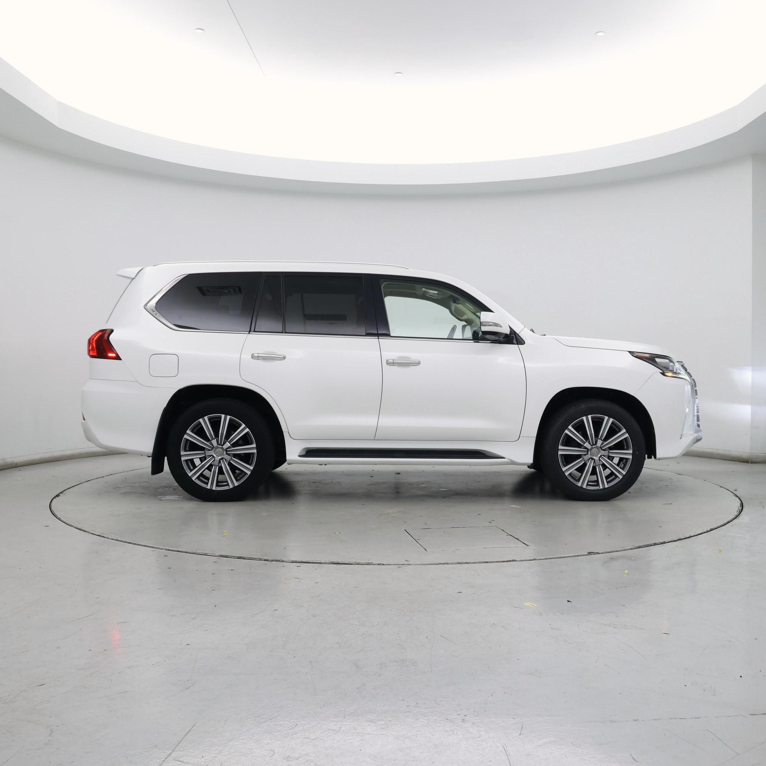 Thumbnail: 2016 Lexus LX - 7