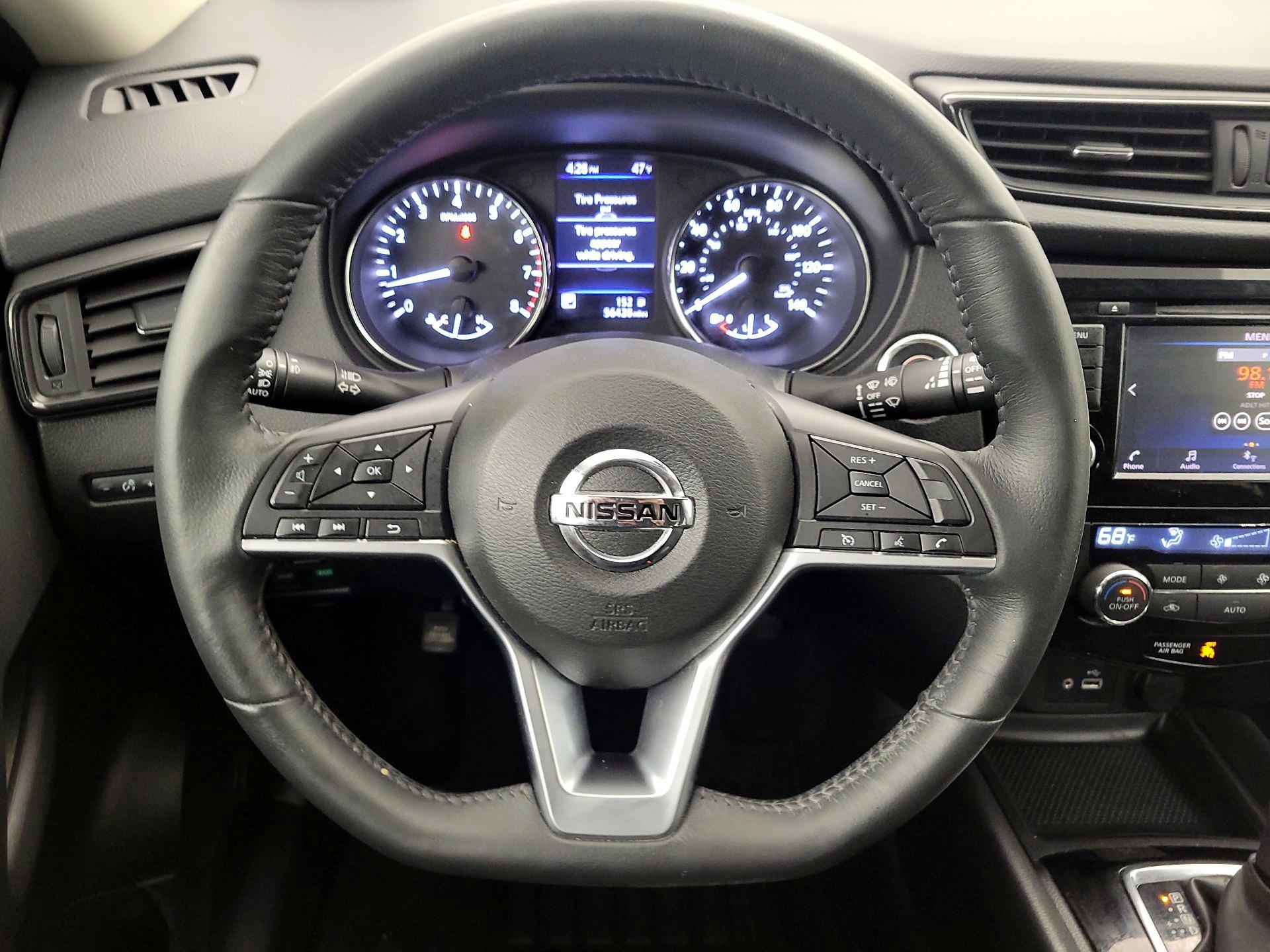 Thumbnail: 2018 Nissan Rogue - 10