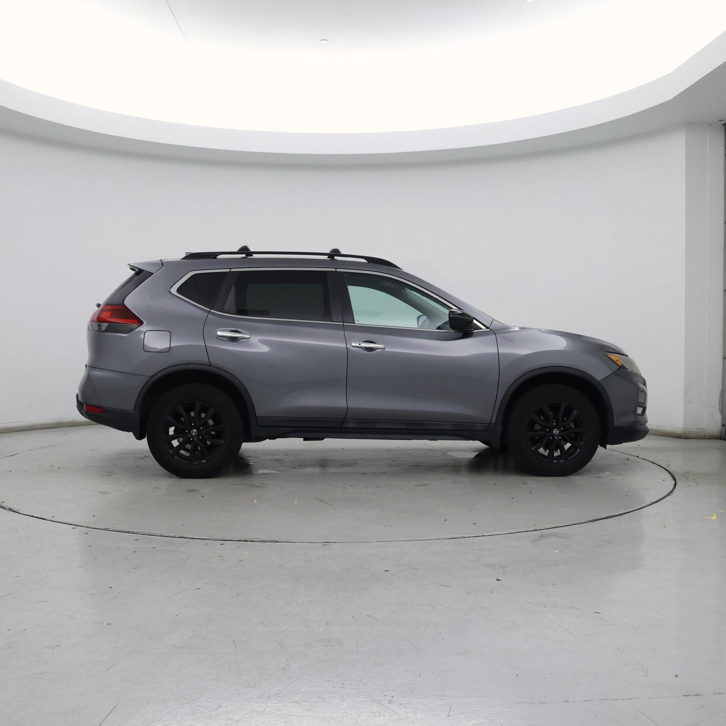 Thumbnail: 2018 Nissan Rogue - 7