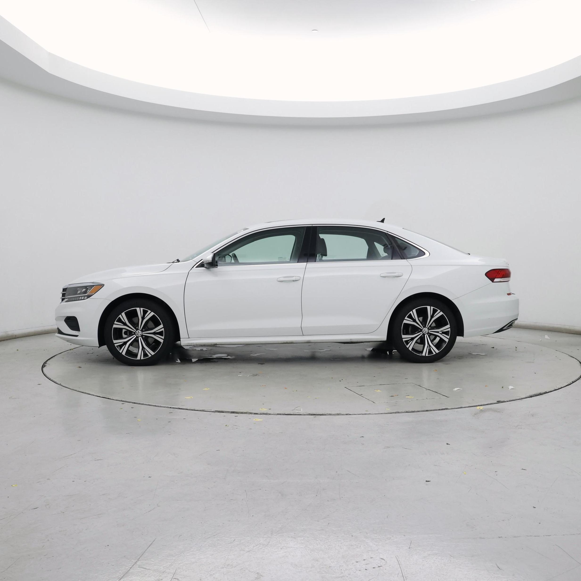 Thumbnail: 2022 Volkswagen Passat - 3