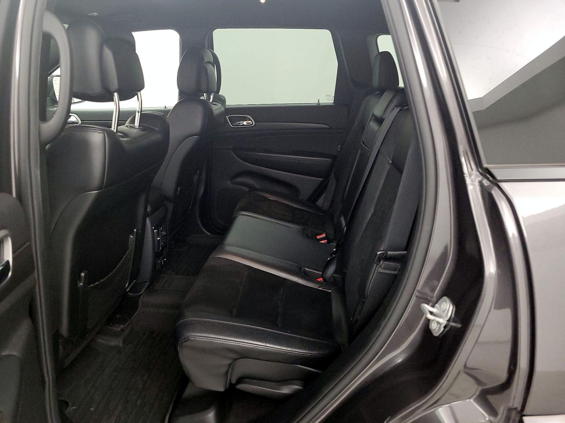 Thumbnail: 2018 Jeep Grand Cherokee - 20