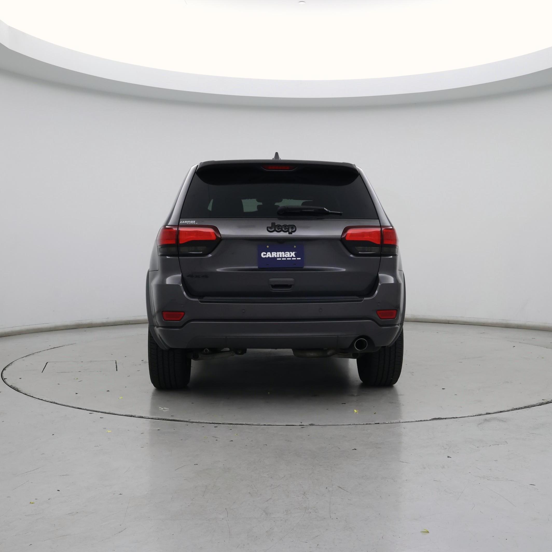 Thumbnail: 2018 Jeep Grand Cherokee - 6