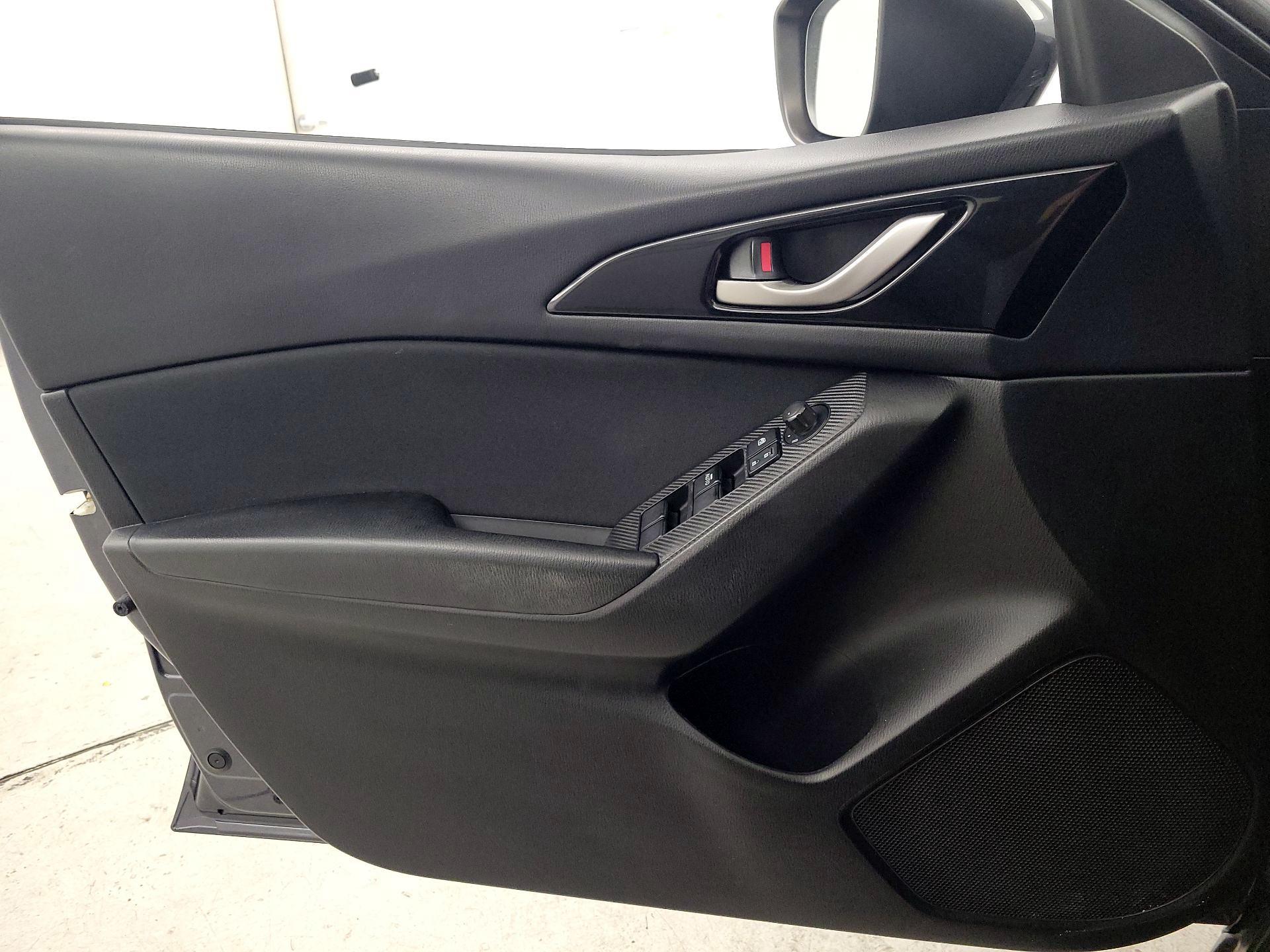 Thumbnail: 2016 Mazda Mazda3 - 12