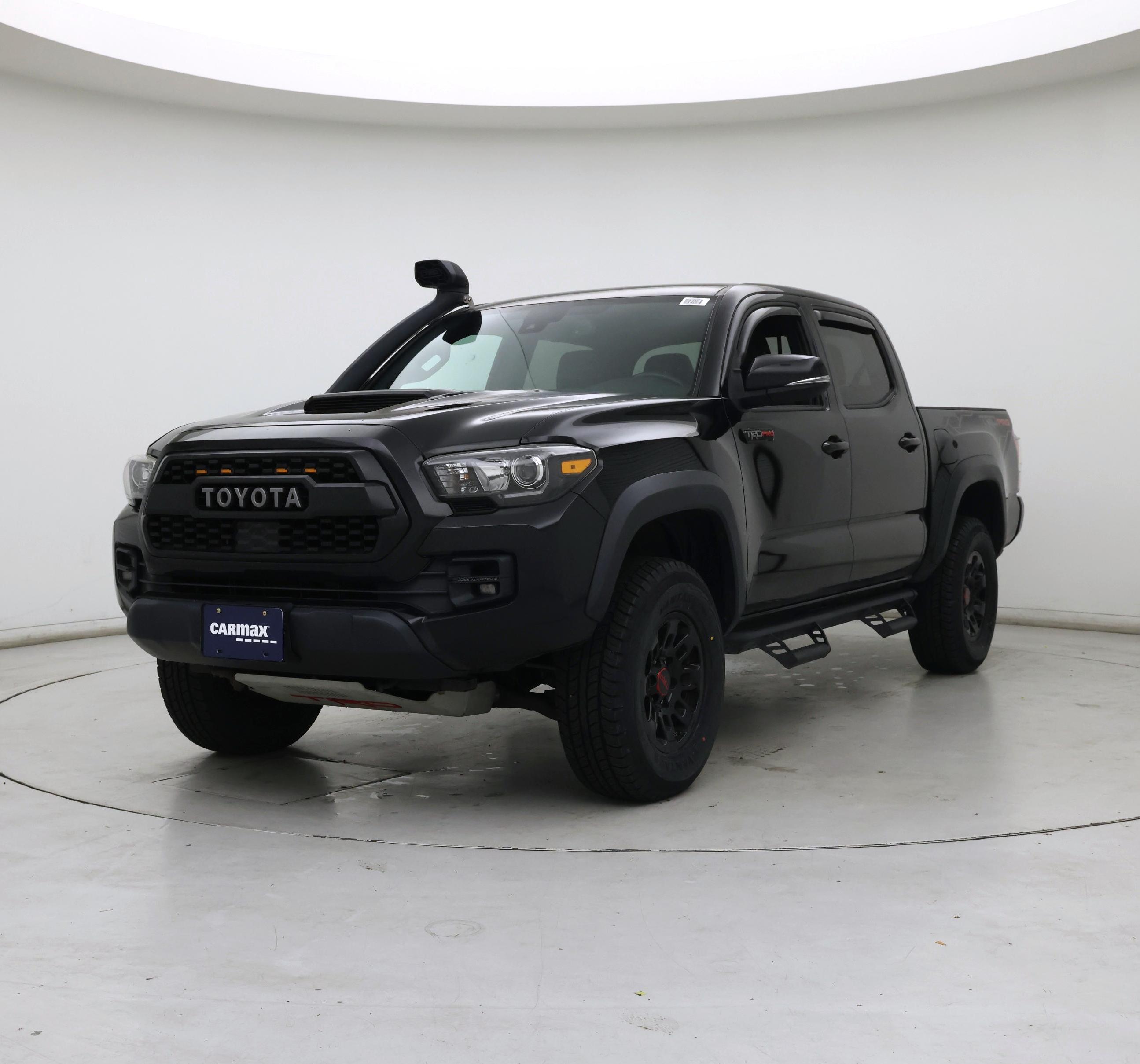 Thumbnail: 2019 Toyota Tacoma - 4