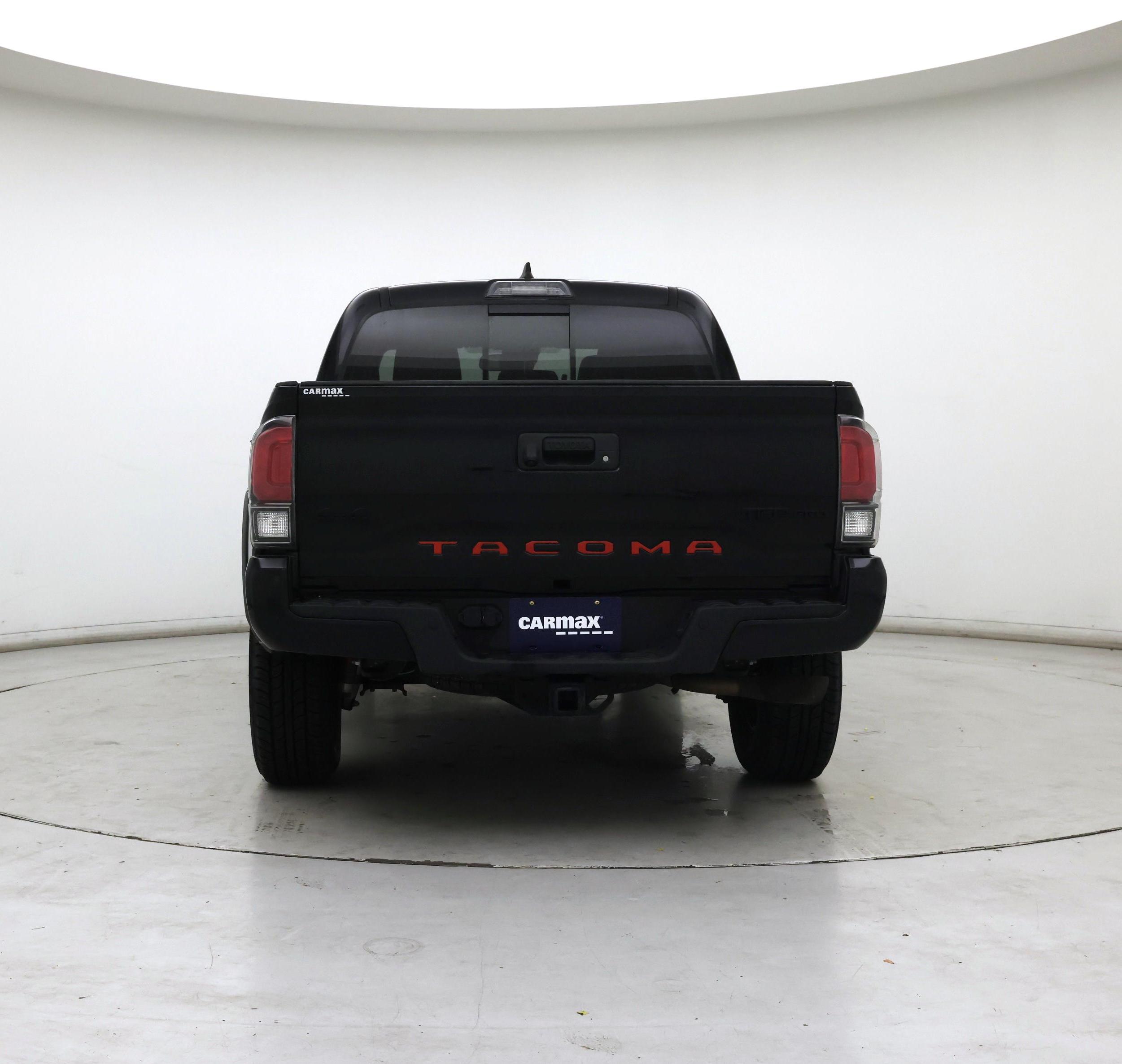 Thumbnail: 2019 Toyota Tacoma - 6
