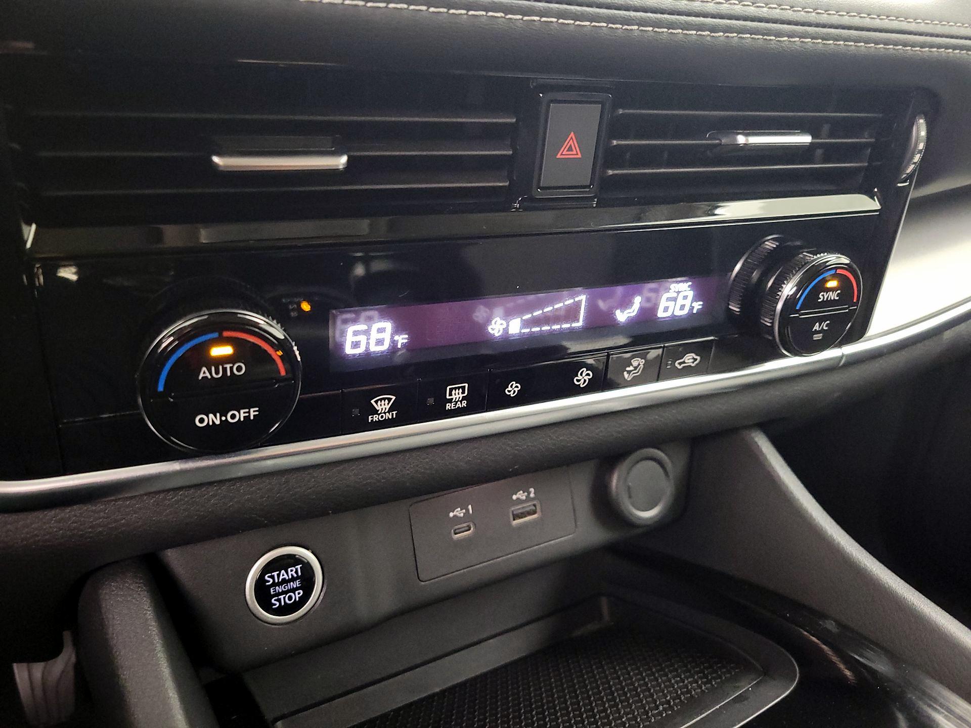 Thumbnail: 2021 Nissan Rogue - 16