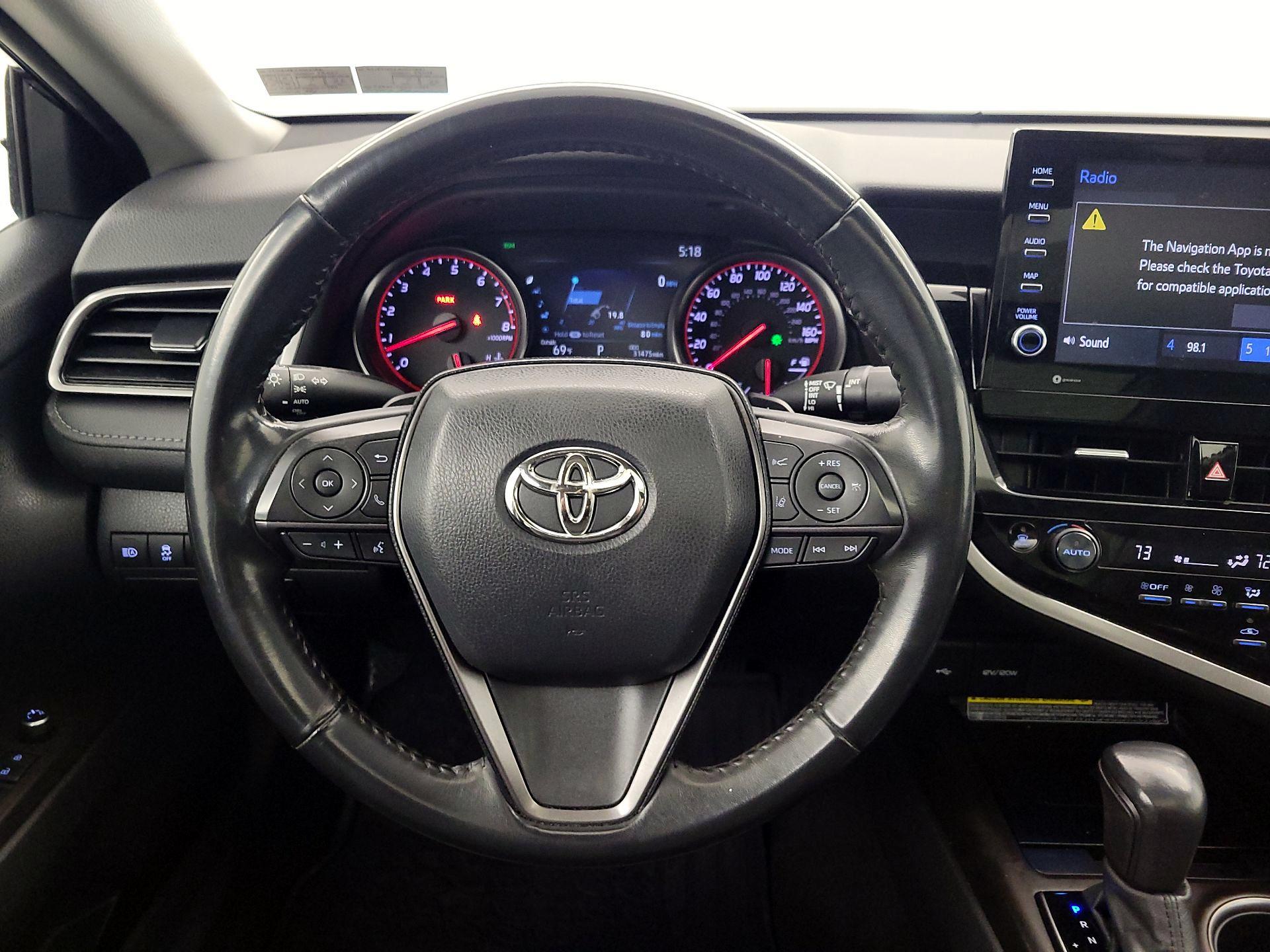 Thumbnail: 2021 Toyota Camry - 10