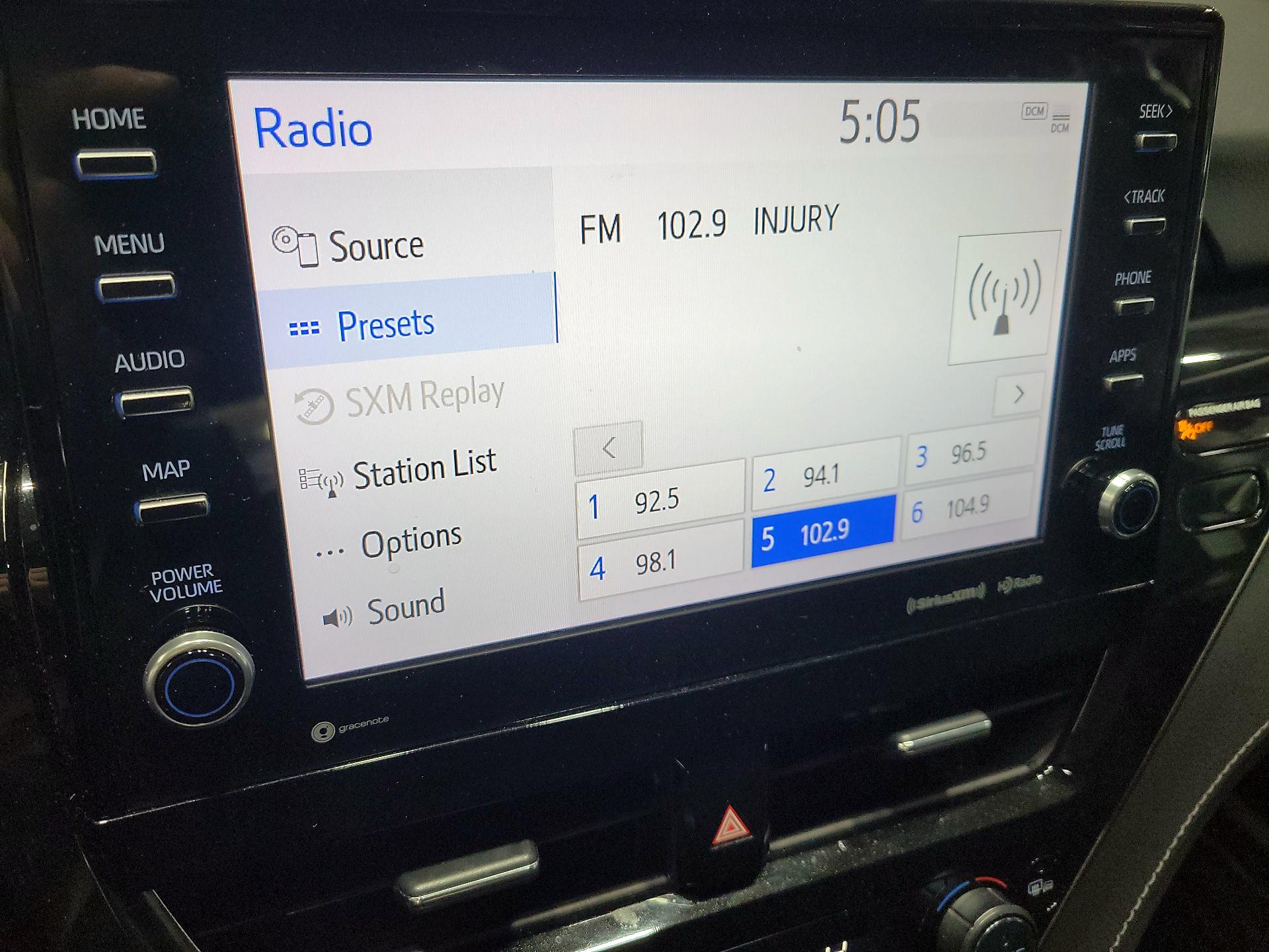 Thumbnail: 2021 Toyota Camry - 15