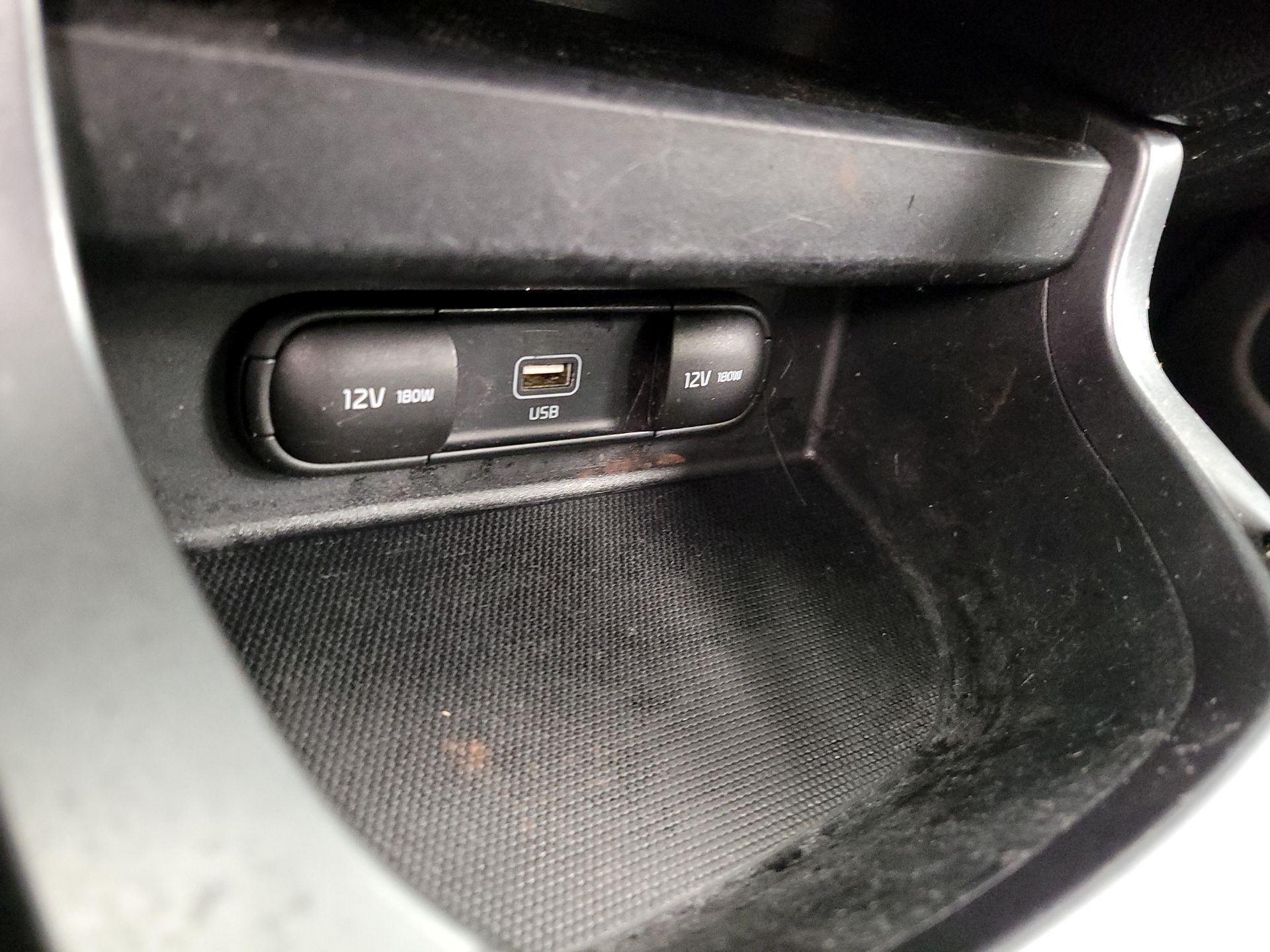 Thumbnail: 2021 Kia Seltos - 18