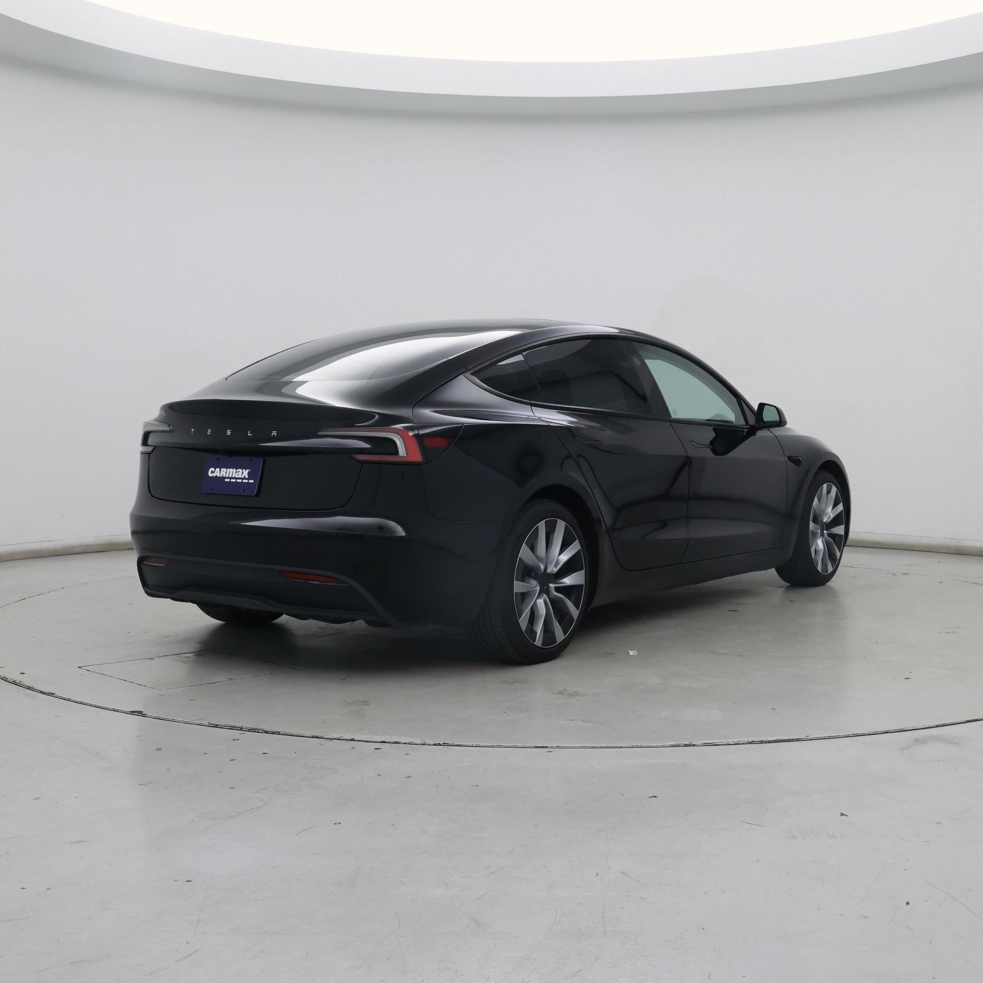 Thumbnail: 2025 Tesla Model 3 - 8