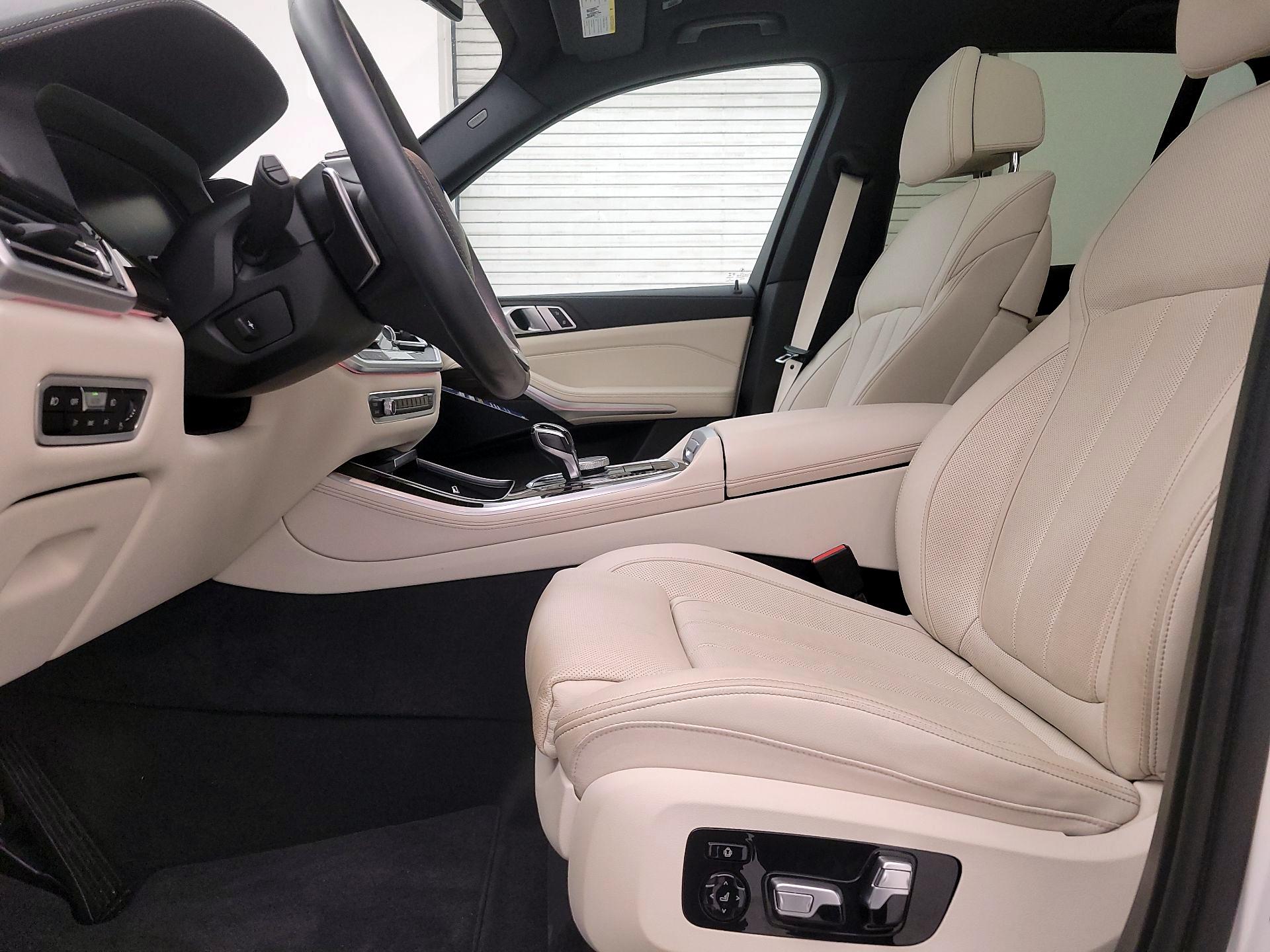 Thumbnail: 2020 BMW X5 - 11