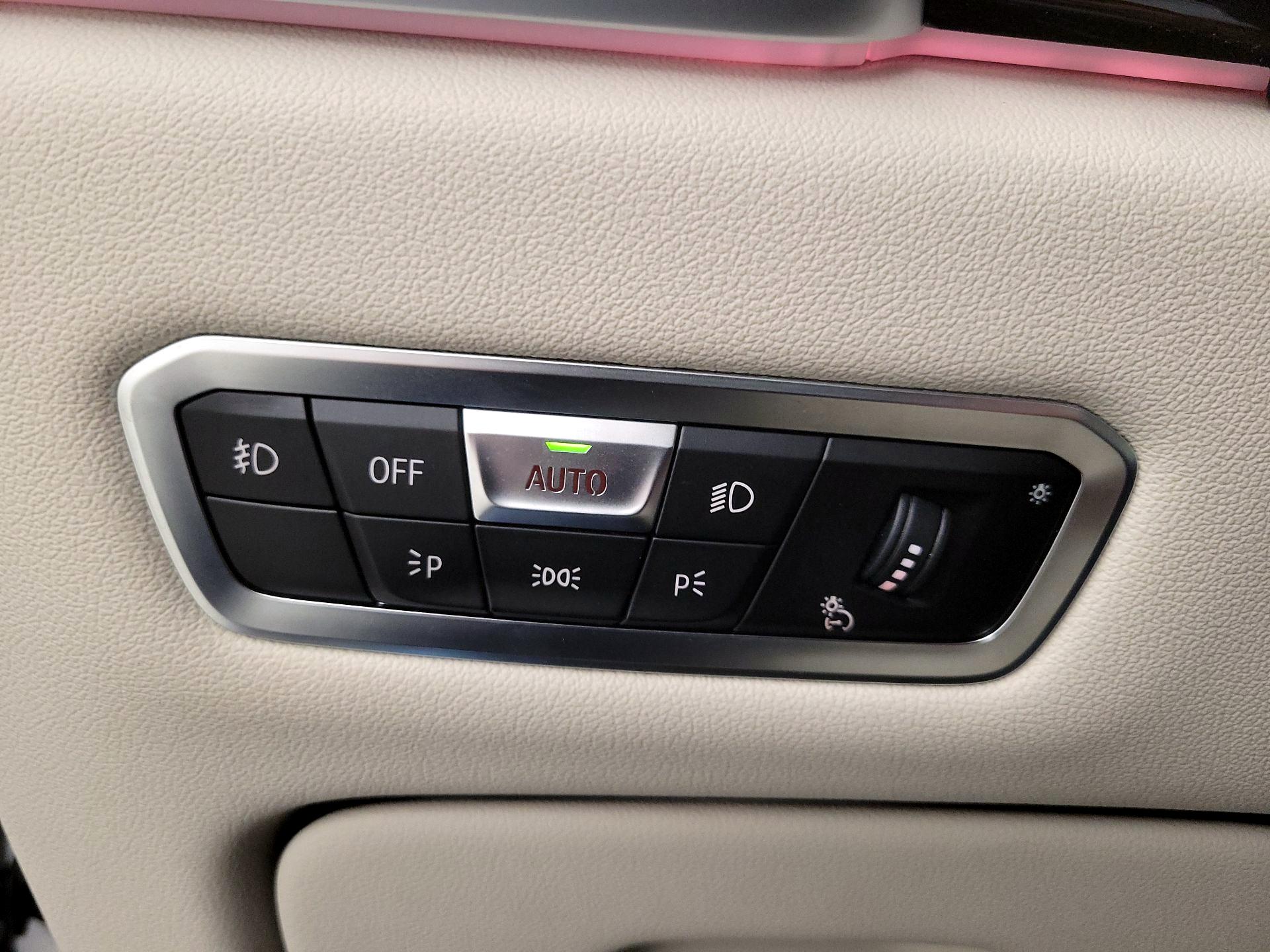 Thumbnail: 2020 BMW X5 - 13