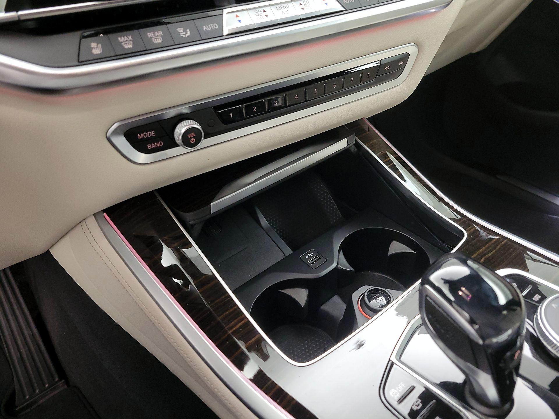 Thumbnail: 2020 BMW X5 - 19