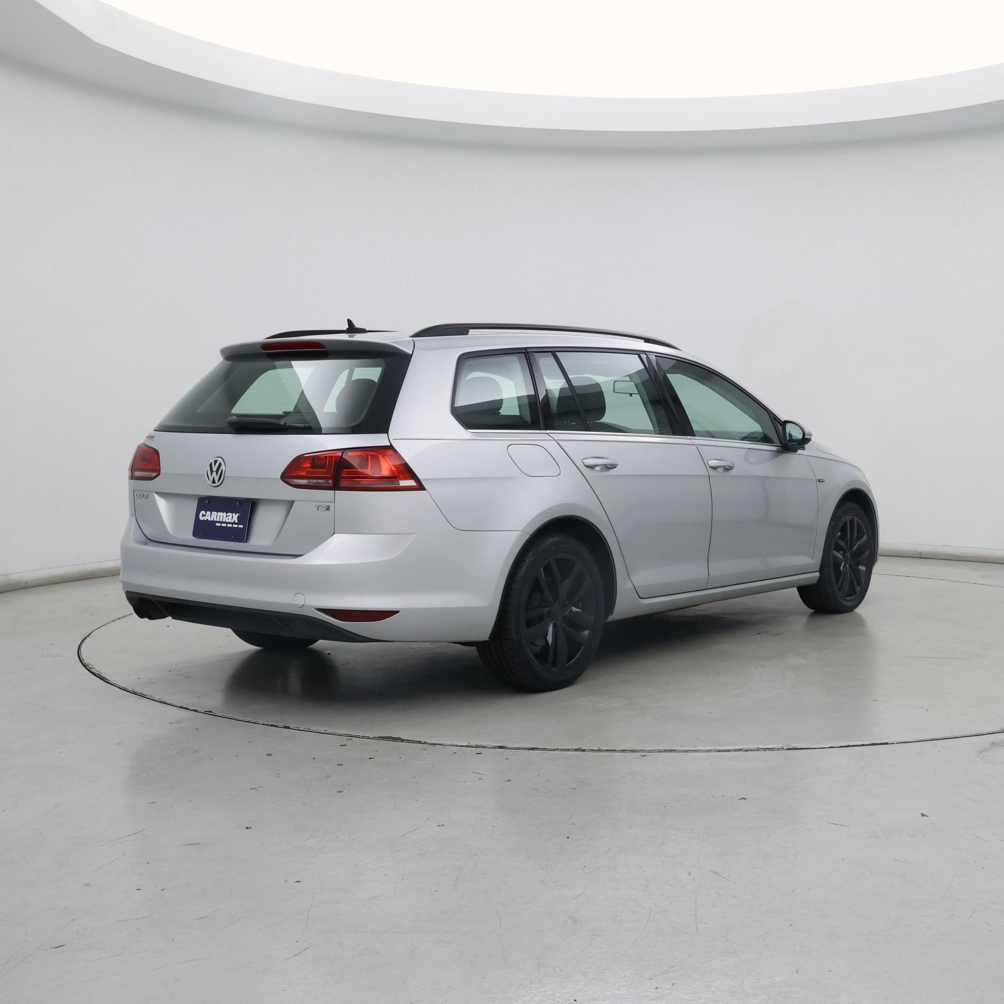 Thumbnail: 2016 Volkswagen Golf - 8